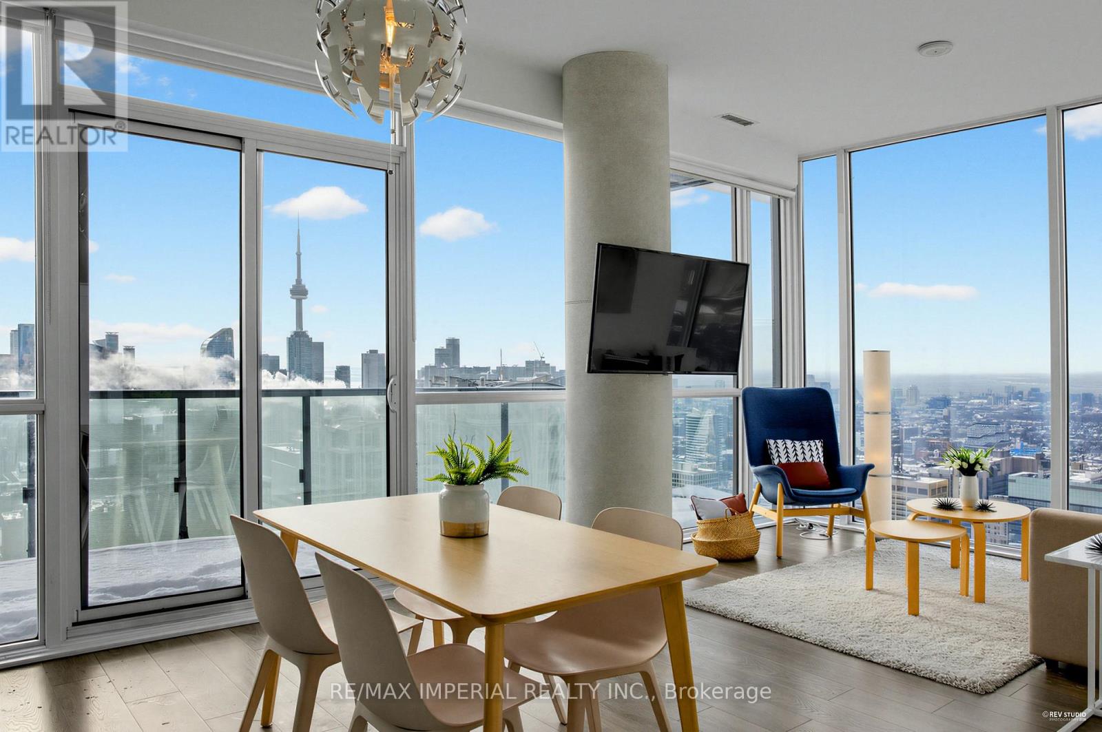 PH03 - 15 GRENVILLE STREET, Toronto, Ontario