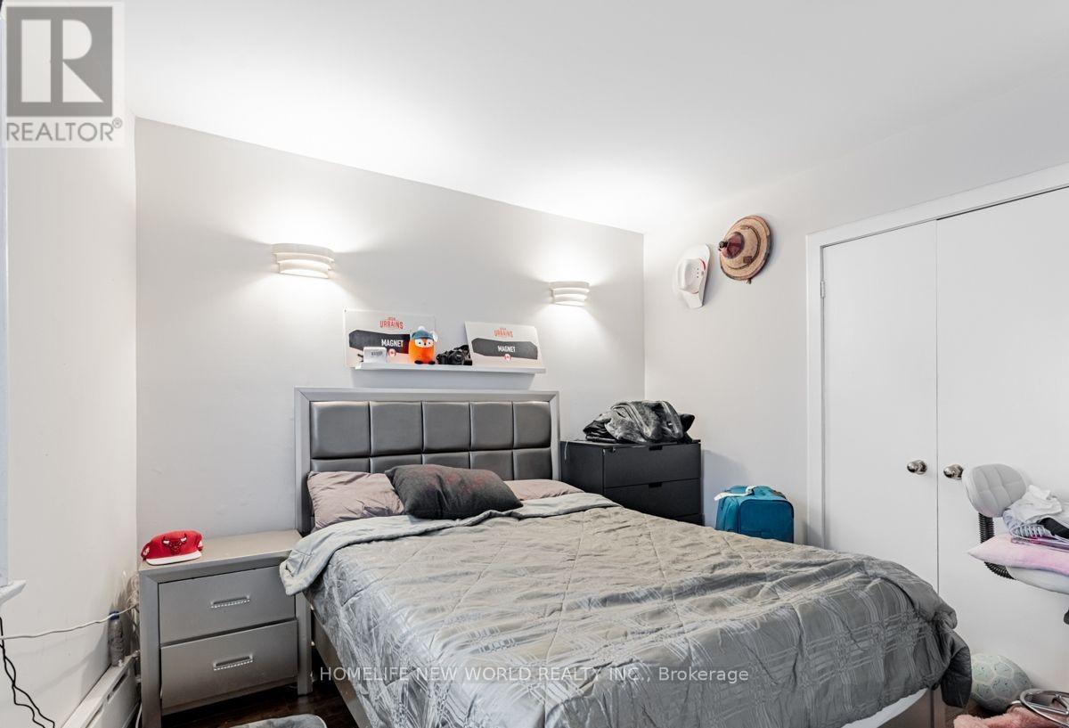 878 Kingston Road, Toronto, Ontario  M4E 1S3 - Photo 16 - E12847390