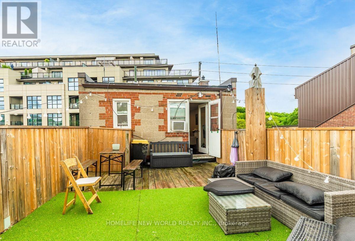 878 Kingston Road, Toronto, Ontario  M4E 1S3 - Photo 19 - E12847390