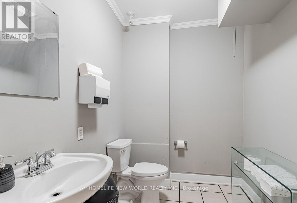 878 Kingston Road, Toronto, Ontario  M4E 1S3 - Photo 31 - E12847390