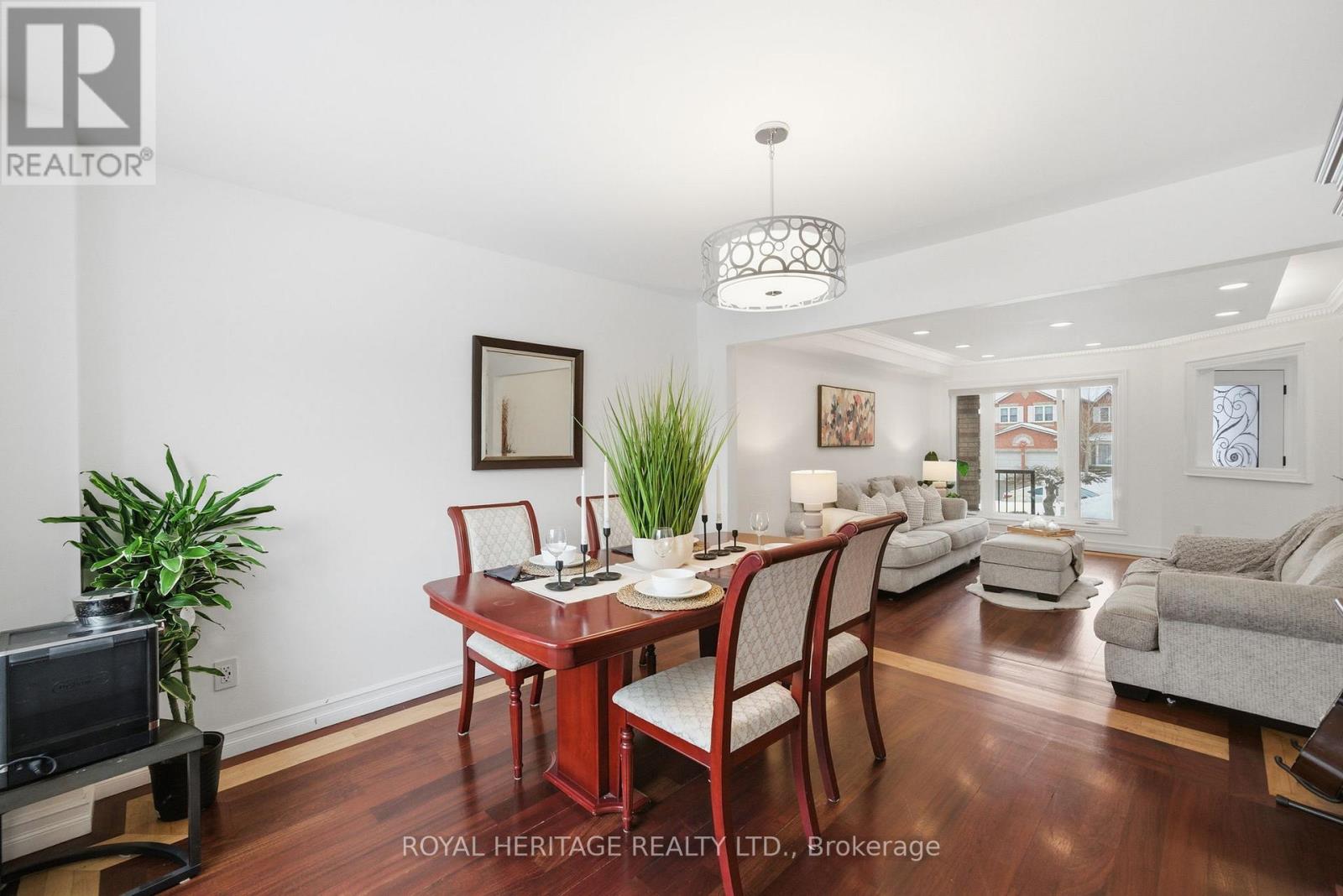 2201 Wildwood Crescent, Pickering, Ontario L1X 2R6 - Photo 14 - E12847396