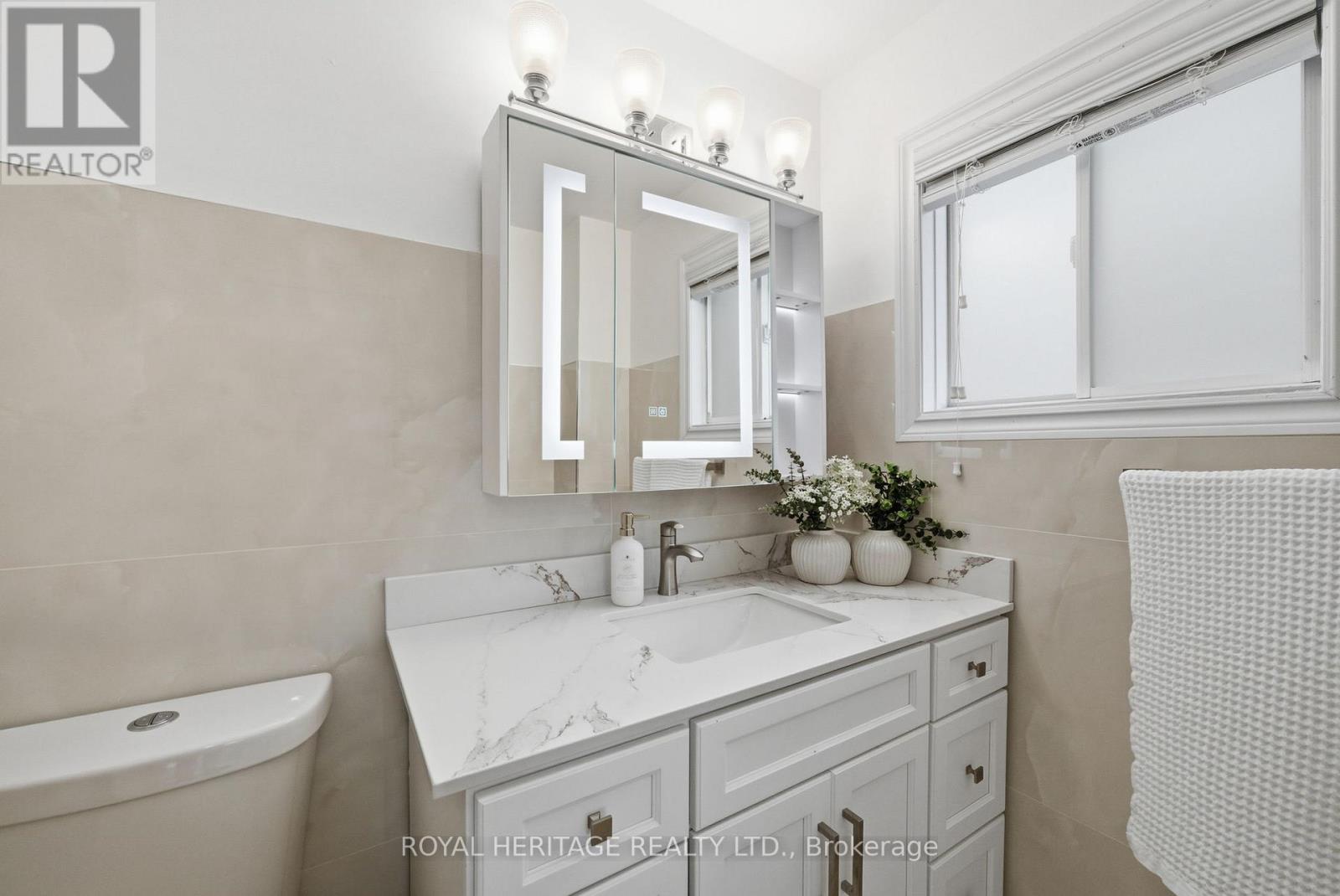 2201 Wildwood Crescent, Pickering, Ontario L1X 2R6 - Photo 30 - E12847396