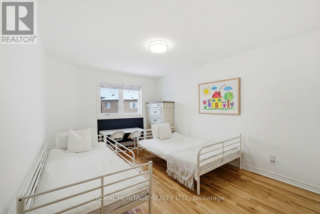 2201 Wildwood Crescent, Pickering, Ontario L1X 2R6 - Photo 32 - E12847396