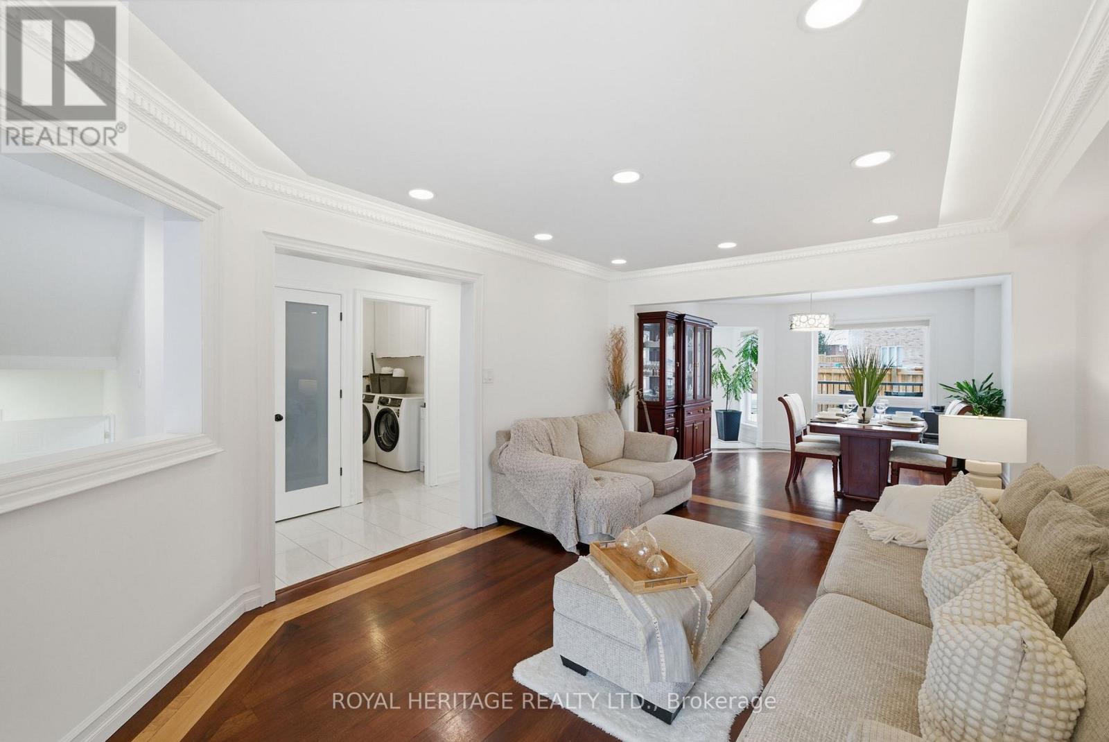 2201 Wildwood Crescent, Pickering, Ontario L1X 2R6 - Photo 9 - E12847396