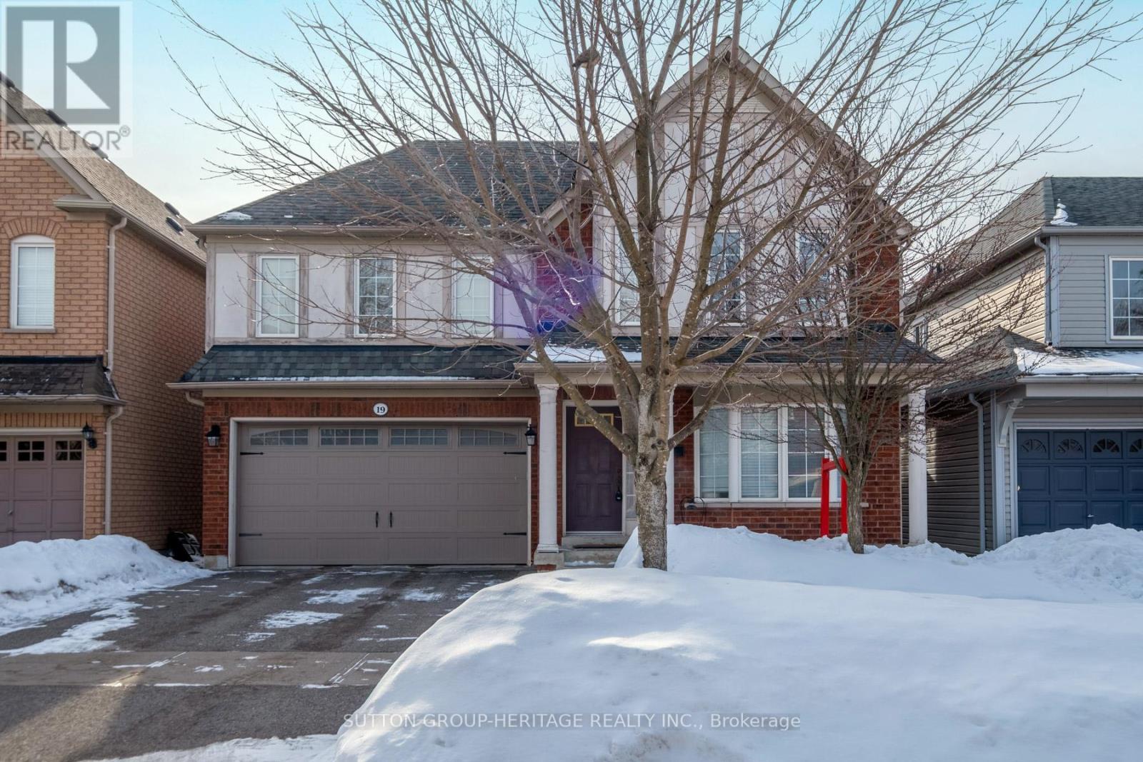 19 Bradbury Crescent, Ajax, Ontario L1T 4H5 - Photo 2 - E12847416
