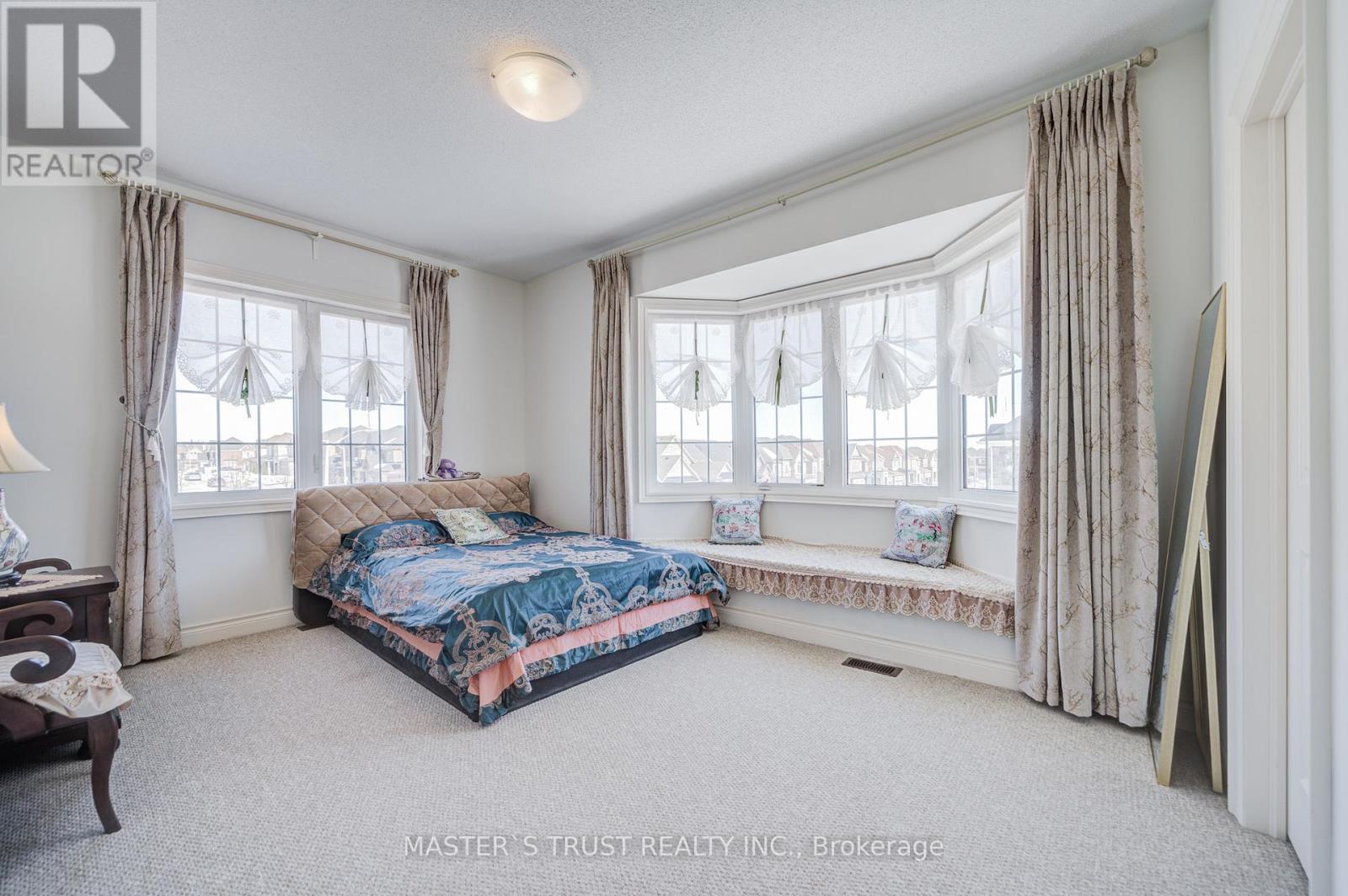 57 Tupling Street, Bradford West Gwillimbury (Bradford), Ontario  L3Z 0W8 - Photo 40 - N12847342