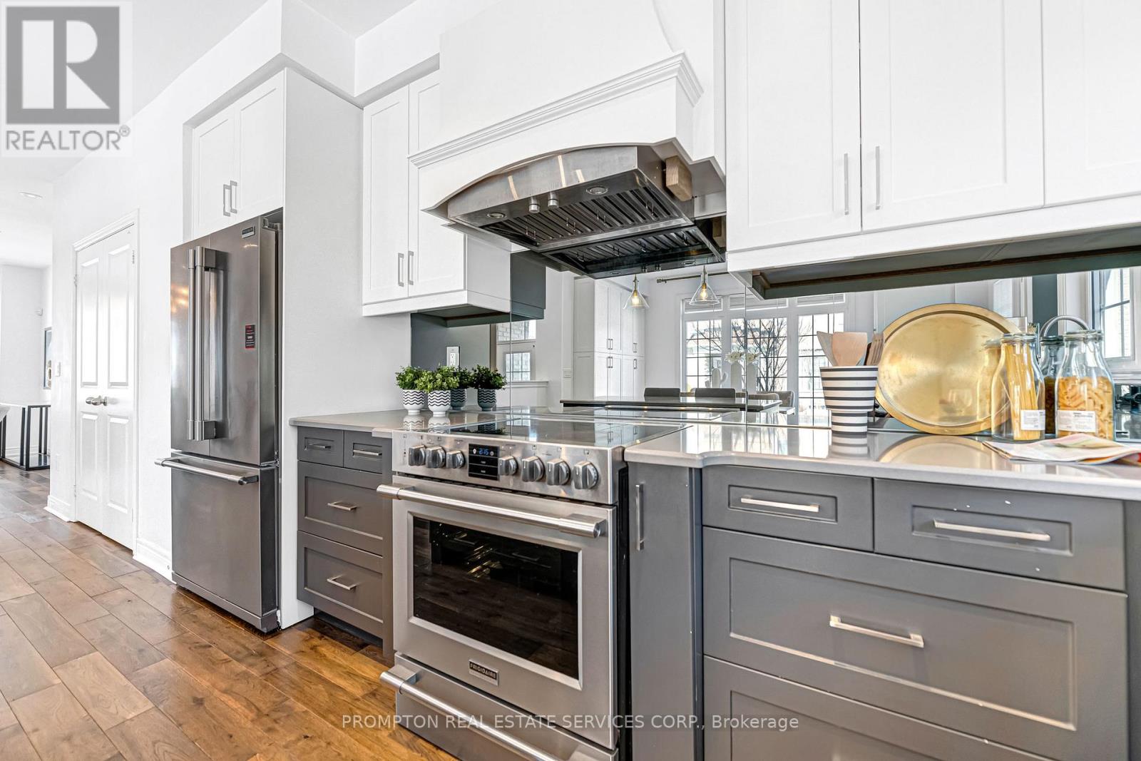 1988 Donald Cousens Parkway, Markham, Ontario  L6B 1J5 - Photo 11 - N12847406