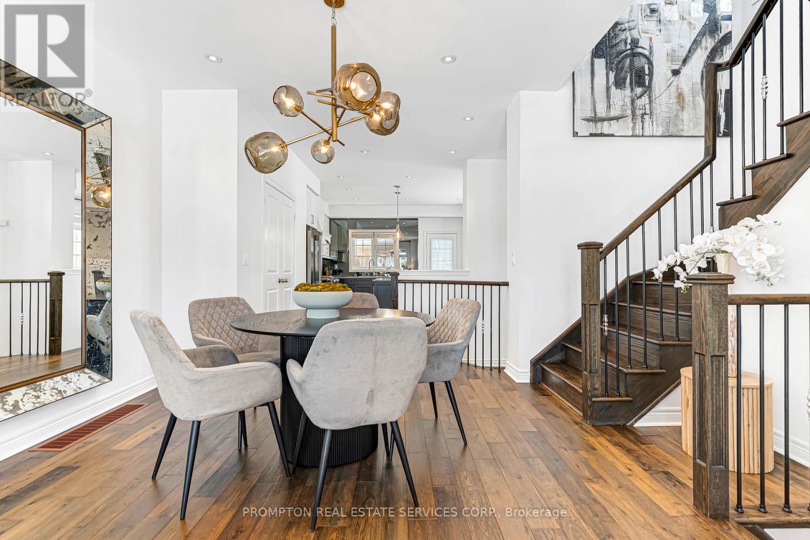 1988 Donald Cousens Parkway, Markham, Ontario  L6B 1J5 - Photo 5 - N12847406