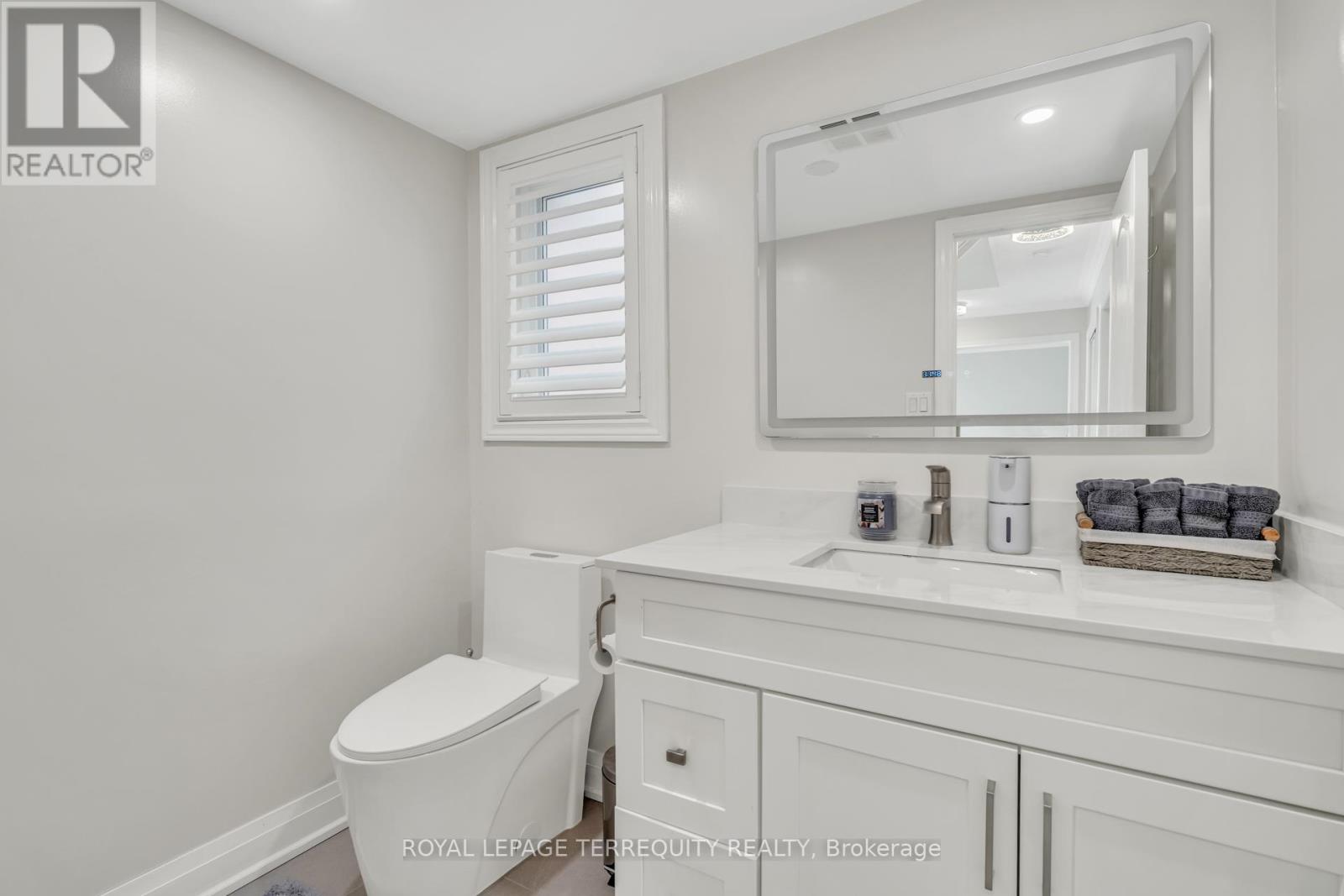 55 Grampian Avenue, Vaughan (Maple), Ontario  L6A 2A1 - Photo 13 - N12847410