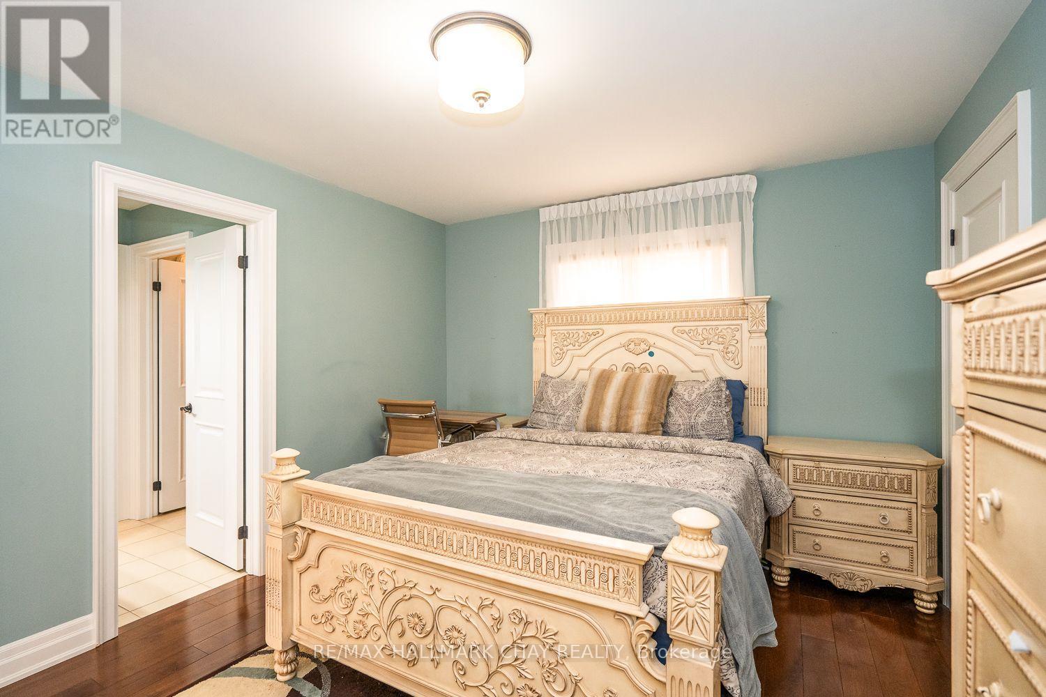 230 King Street S, New Tecumseth, Ontario  L9R 0H6 - Photo 35 - N12847412