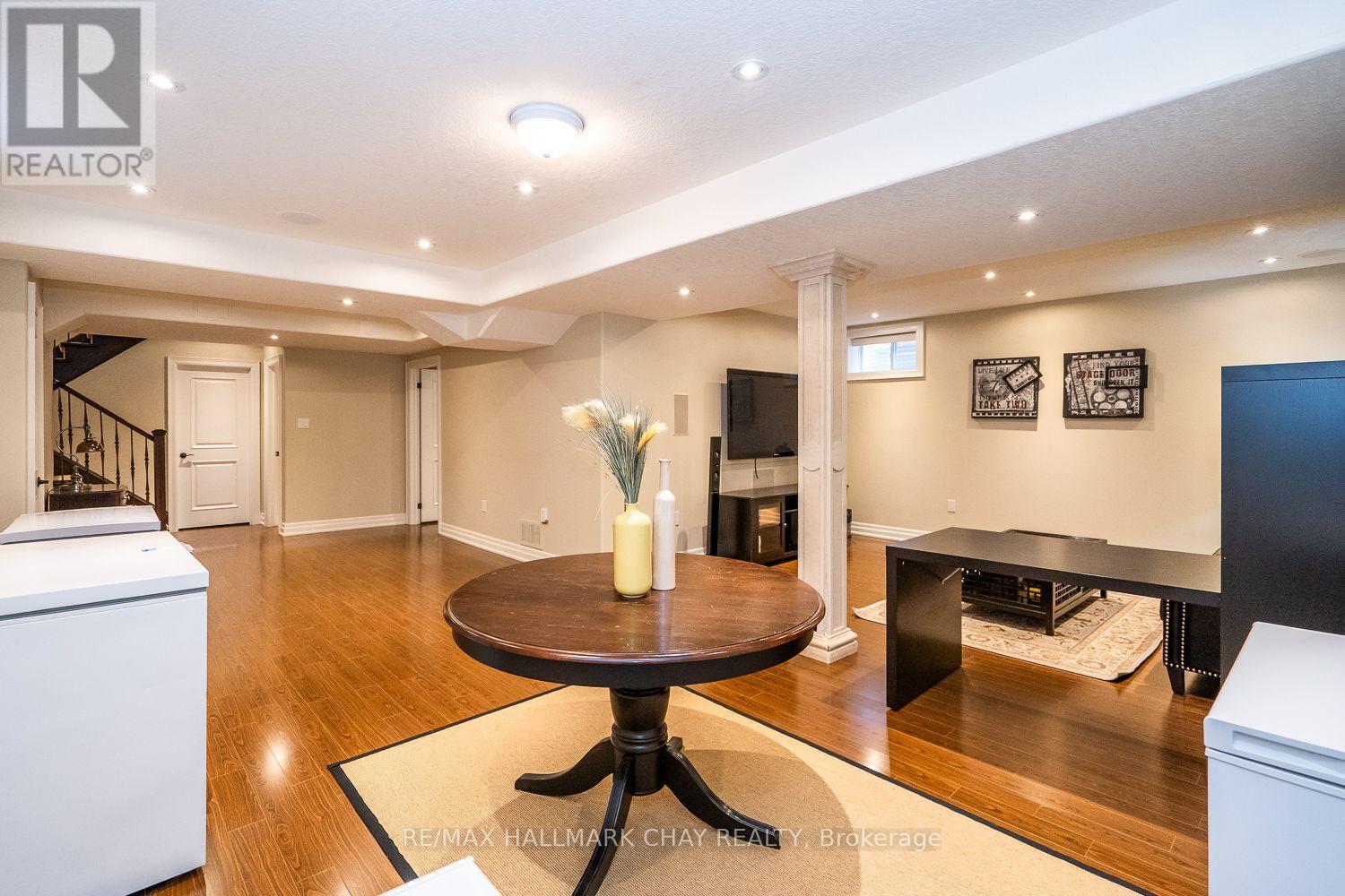 230 King Street S, New Tecumseth, Ontario  L9R 0H6 - Photo 44 - N12847412