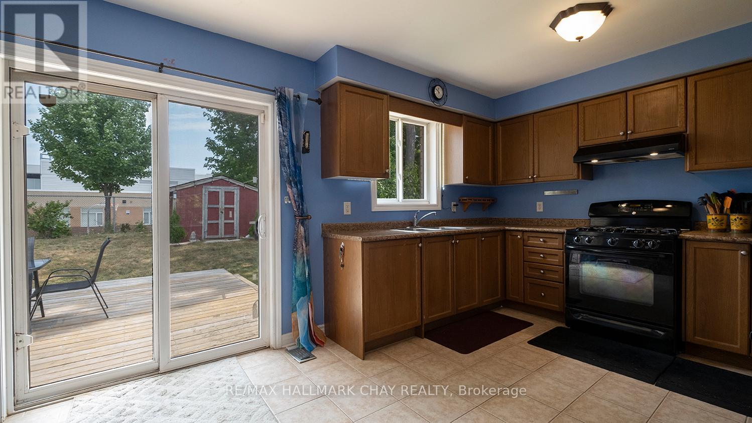 139 Wawinet Street, Midland, Ontario  L4R 5A9 - Photo 12 - S12847414