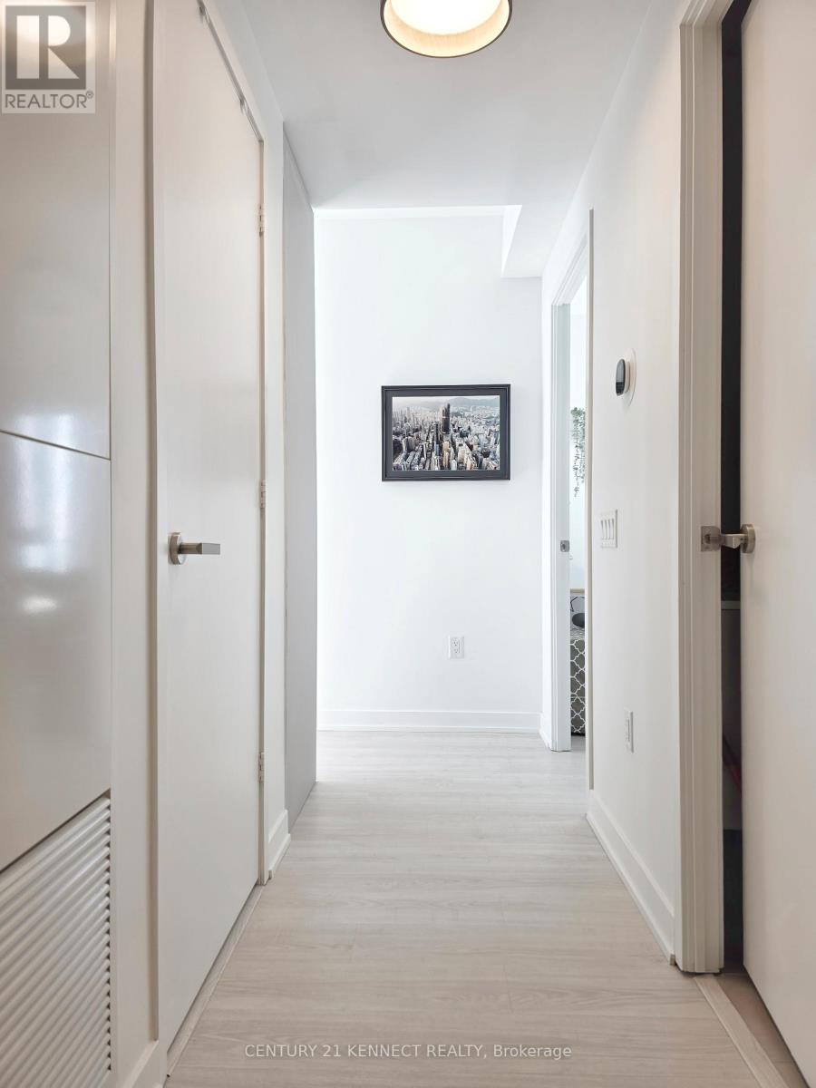 5609 - 3883 Quartz Road, Mississauga, Ontario  L5B 0M4 - Photo 15 - W12847326