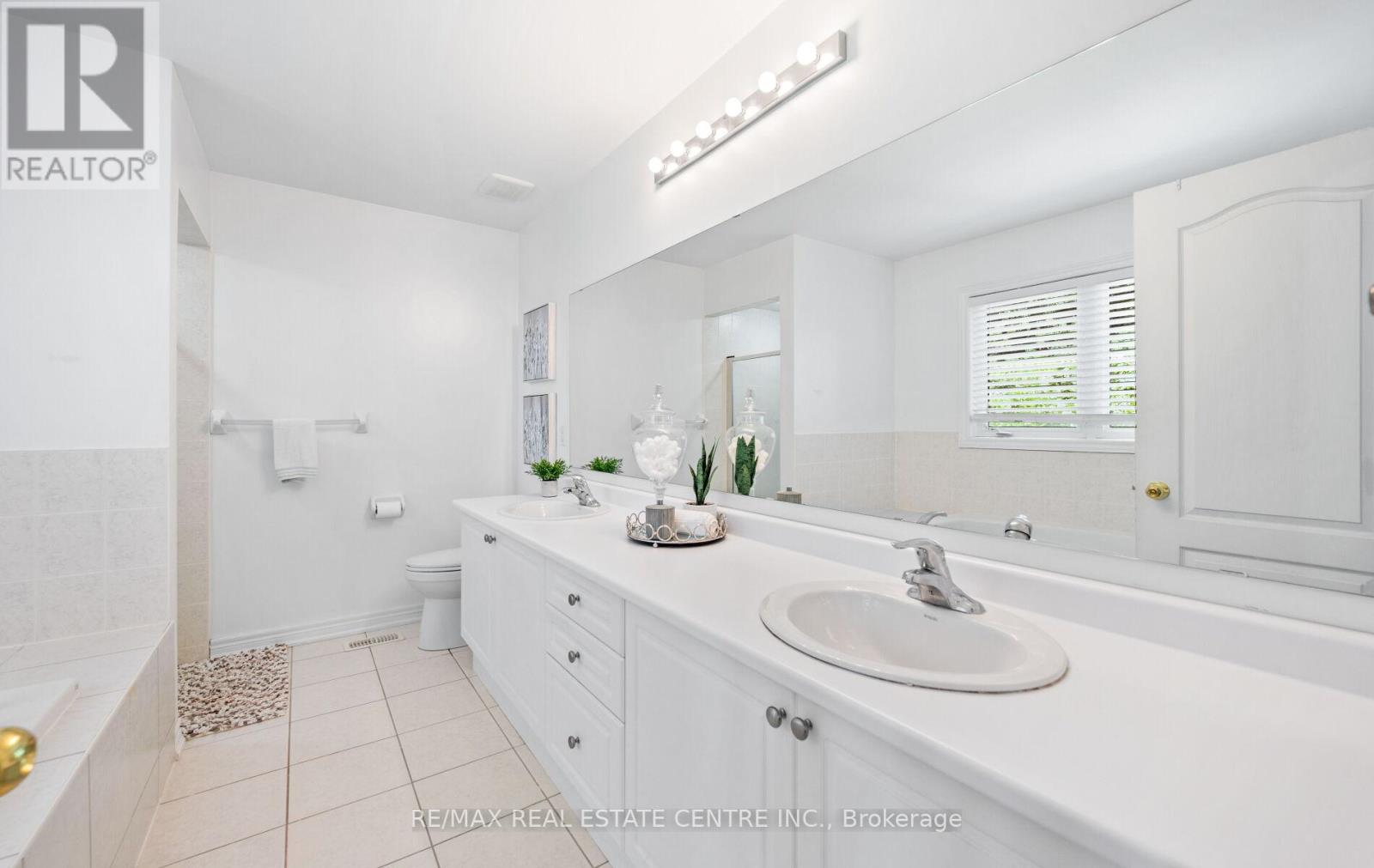 105 Olivia Marie Road, Brampton, Ontario  L6Y 0N1 - Photo 17 - W12847354