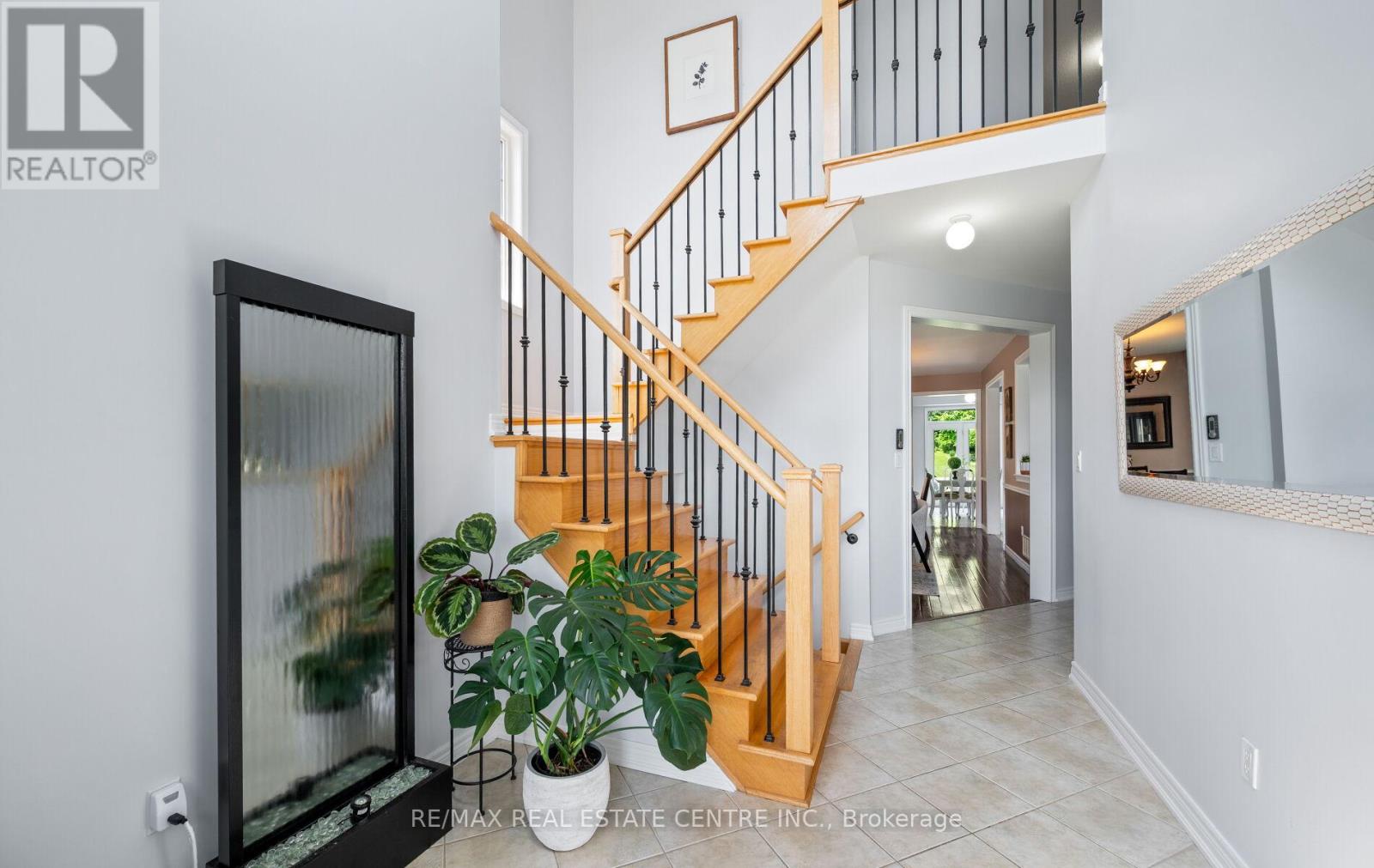 105 Olivia Marie Road, Brampton, Ontario  L6Y 0N1 - Photo 5 - W12847354