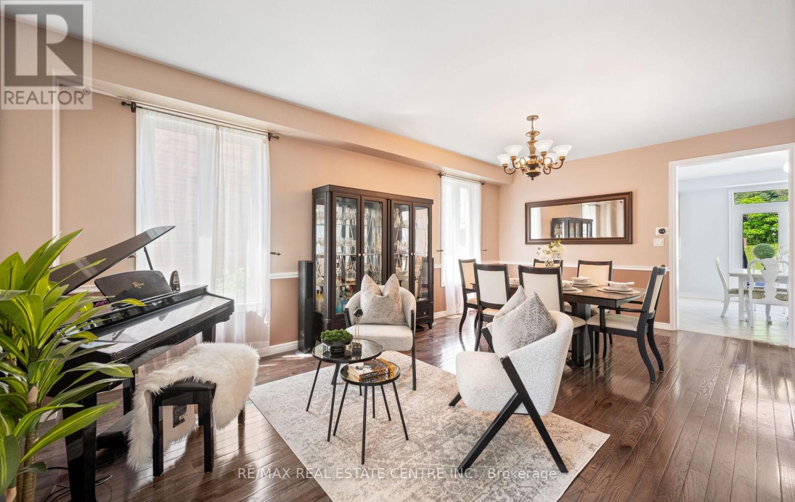 105 Olivia Marie Road, Brampton, Ontario  L6Y 0N1 - Photo 7 - W12847354