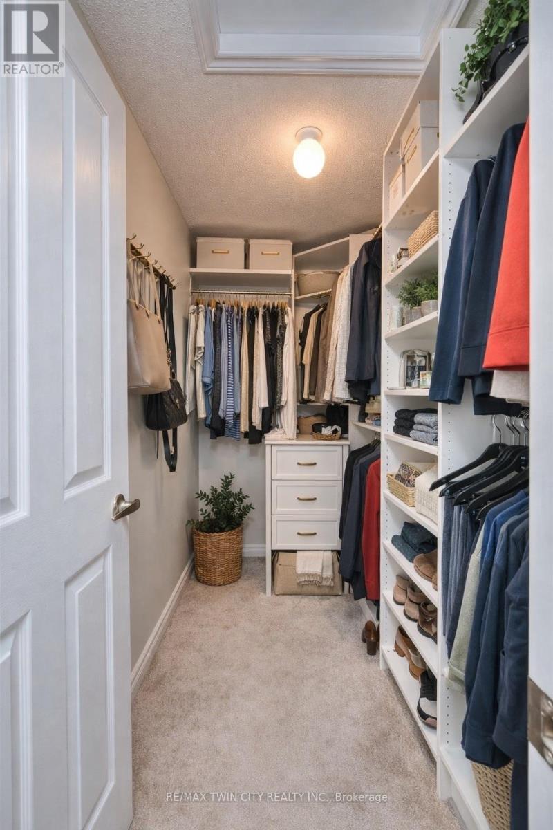 4646 Thomas Alton Boulevard, Burlington, Ontario  L7H 0J2 - Photo 9 - W12847386