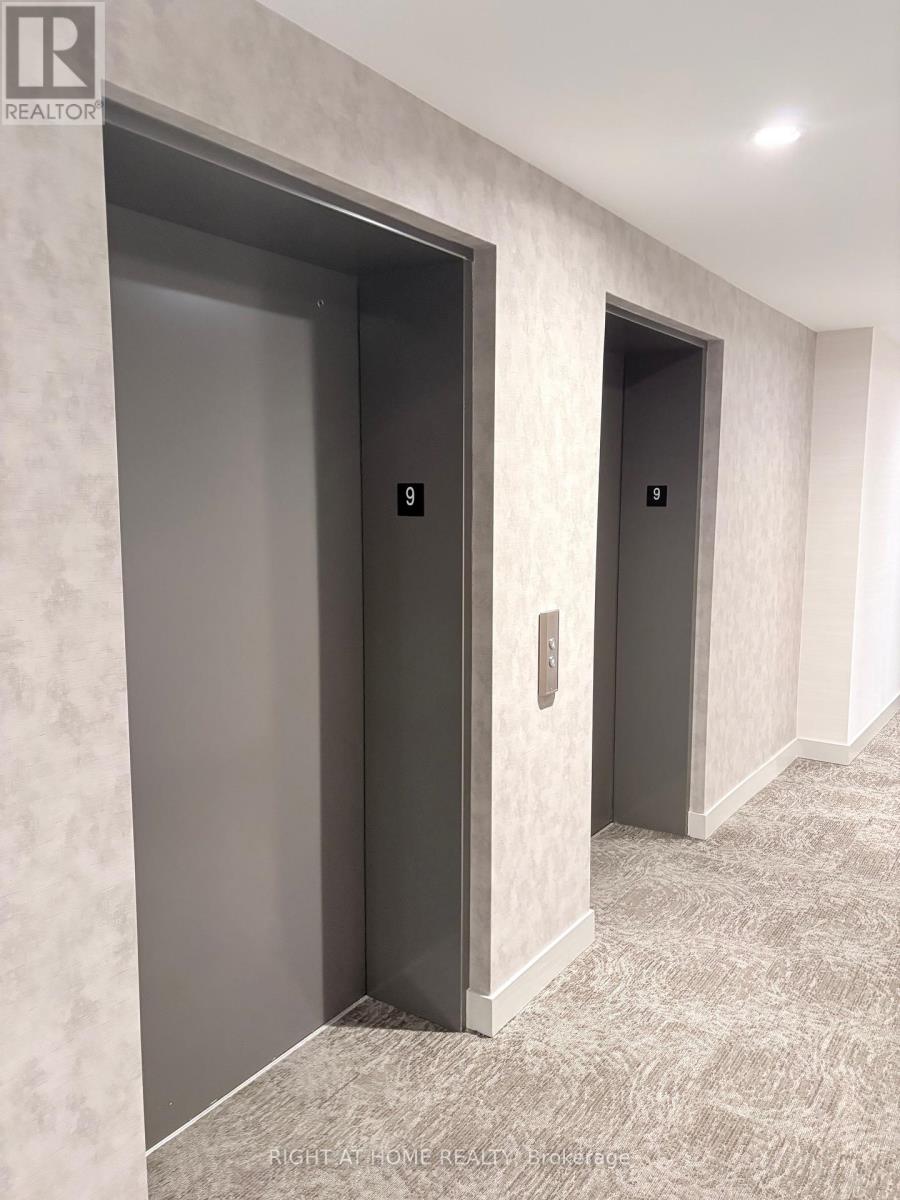 905 - 225 Veterans Drive, Brampton, Ontario  L7A 5L7 - Photo 3 - W12847388