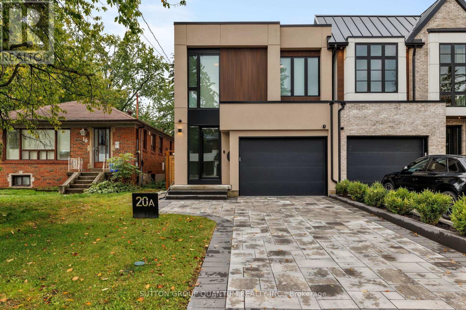 20A BROADVIEW AVENUE, Mississauga, Ontario