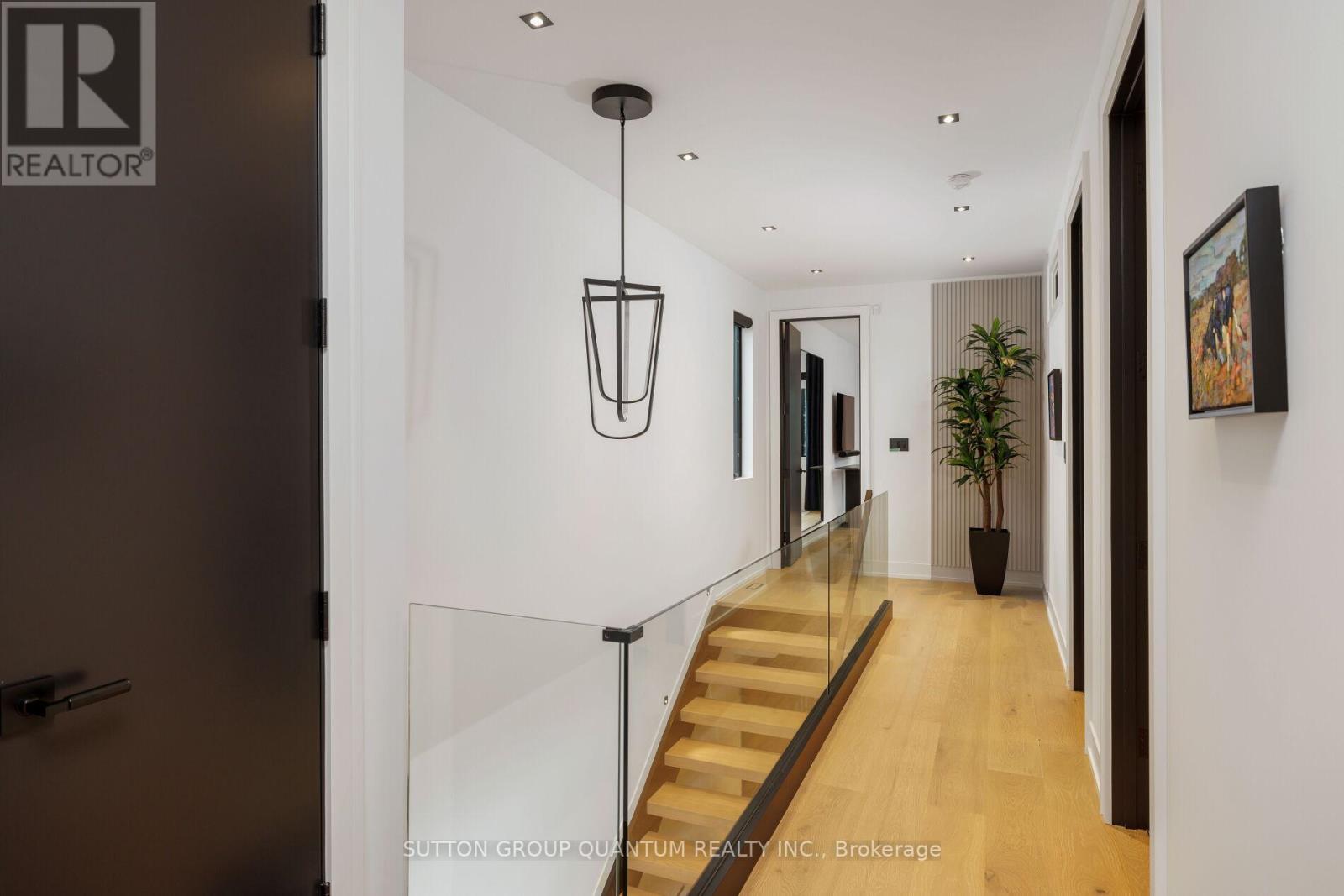 20a Broadview Avenue, Mississauga, Ontario  L5H 2S9 - Photo 18 - W12847426