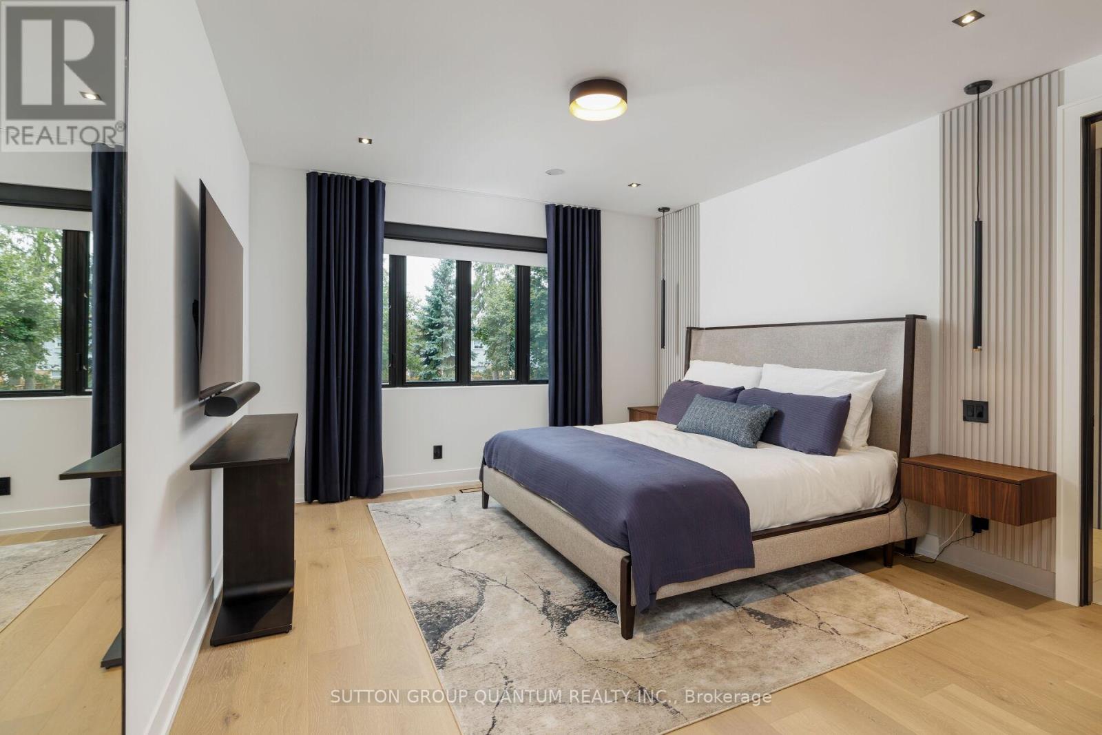 20a Broadview Avenue, Mississauga, Ontario  L5H 2S9 - Photo 19 - W12847426