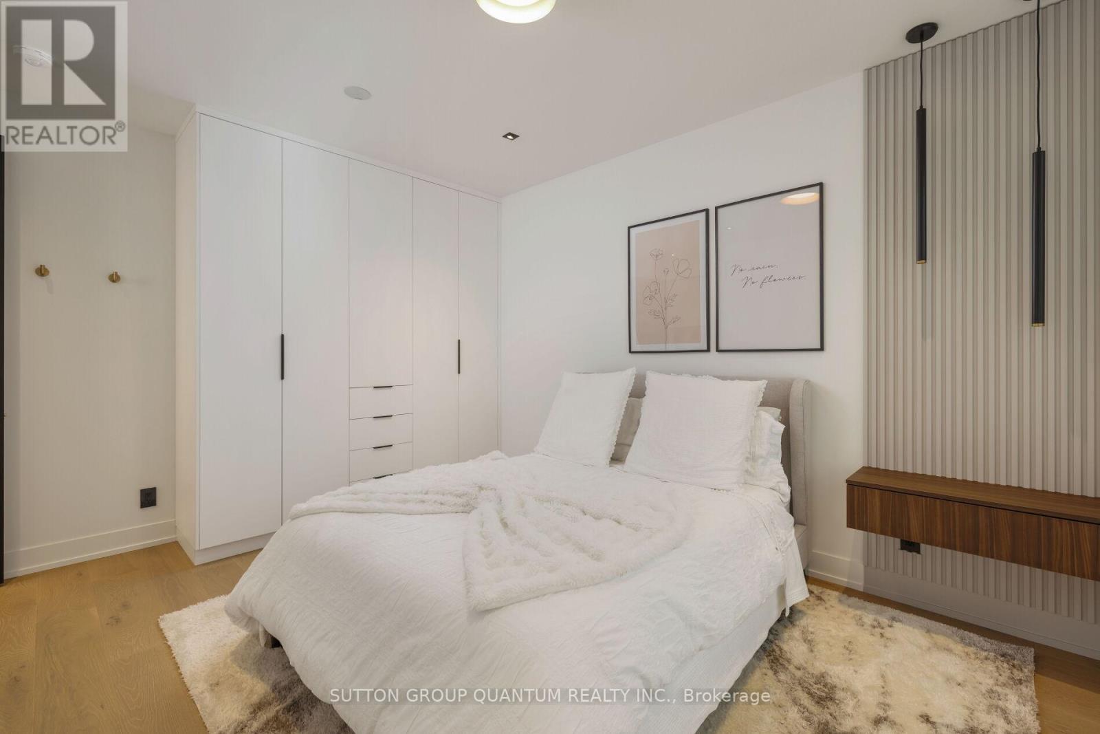 20a Broadview Avenue, Mississauga, Ontario  L5H 2S9 - Photo 33 - W12847426