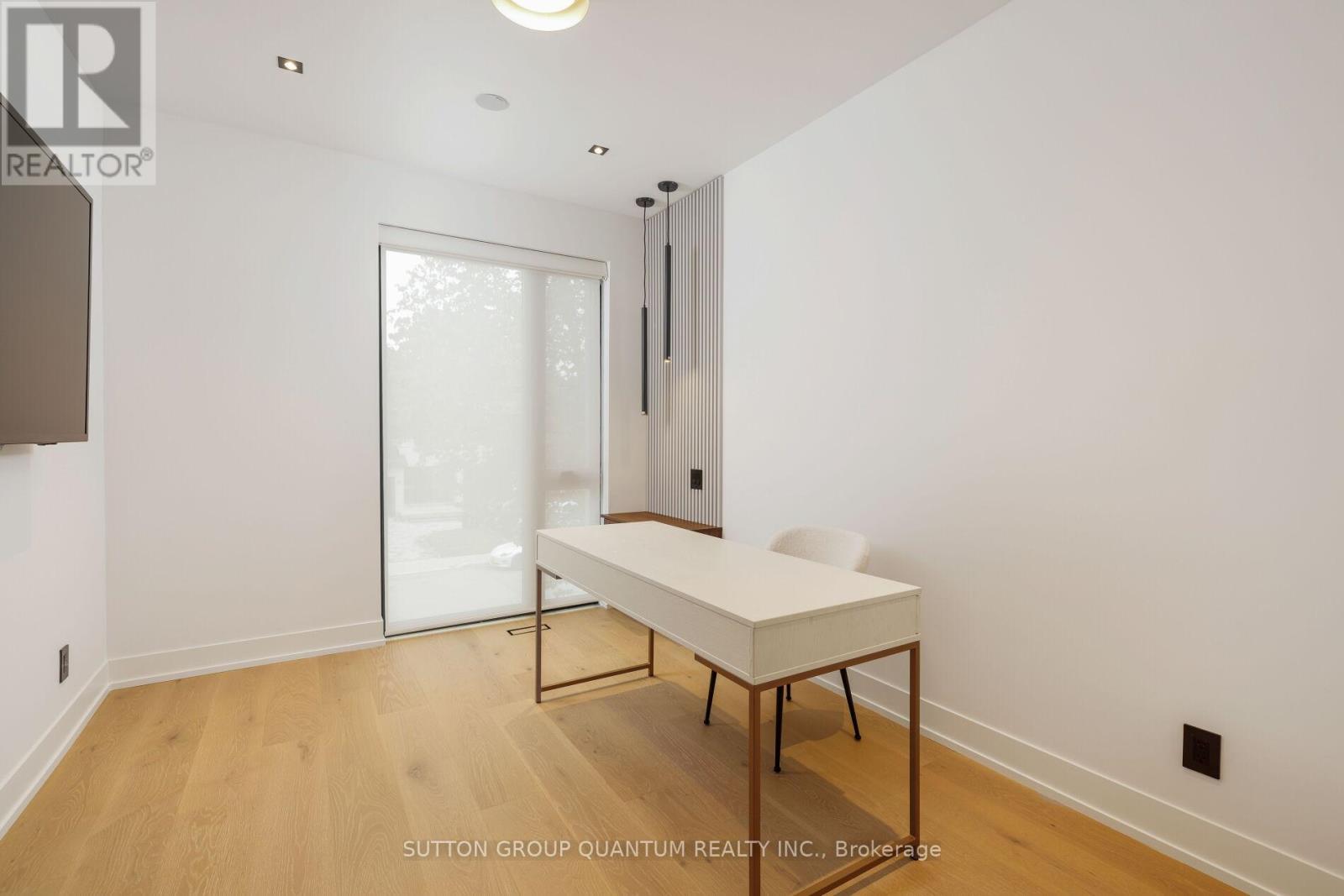 20a Broadview Avenue, Mississauga, Ontario  L5H 2S9 - Photo 34 - W12847426