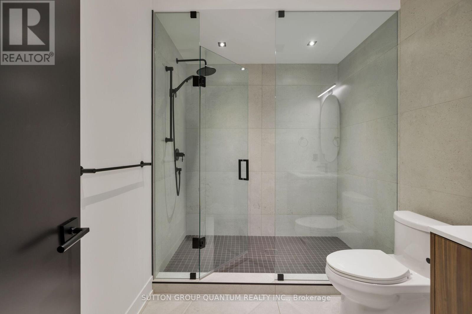 20a Broadview Avenue, Mississauga, Ontario  L5H 2S9 - Photo 43 - W12847426