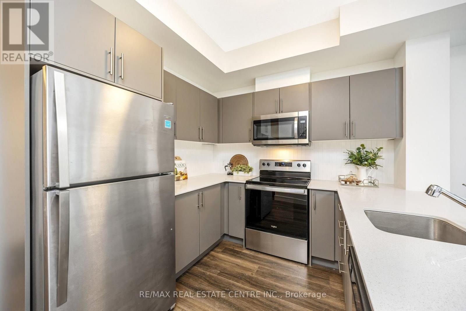 407 - 1201 Lackner Place, Kitchener, Ontario  N2A 0L4 - Photo 8 - X12847358