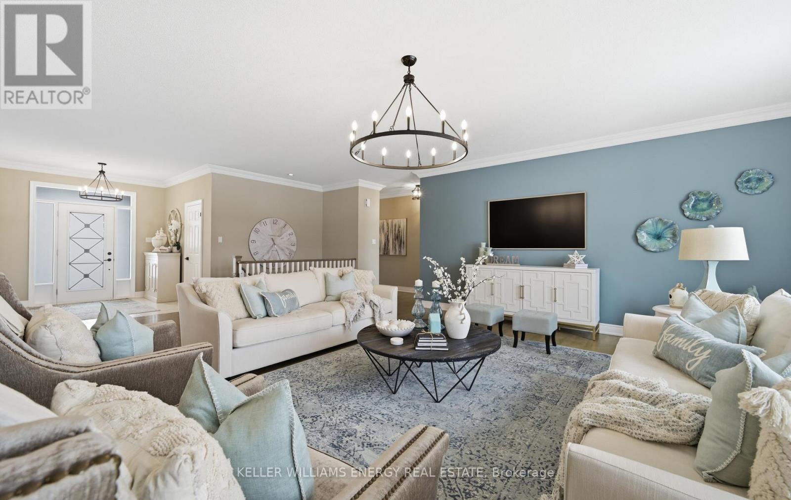 216 Southcrest Drive, Kawartha Lakes, Ontario  L0C 1G0 - Photo 17 - X12847520