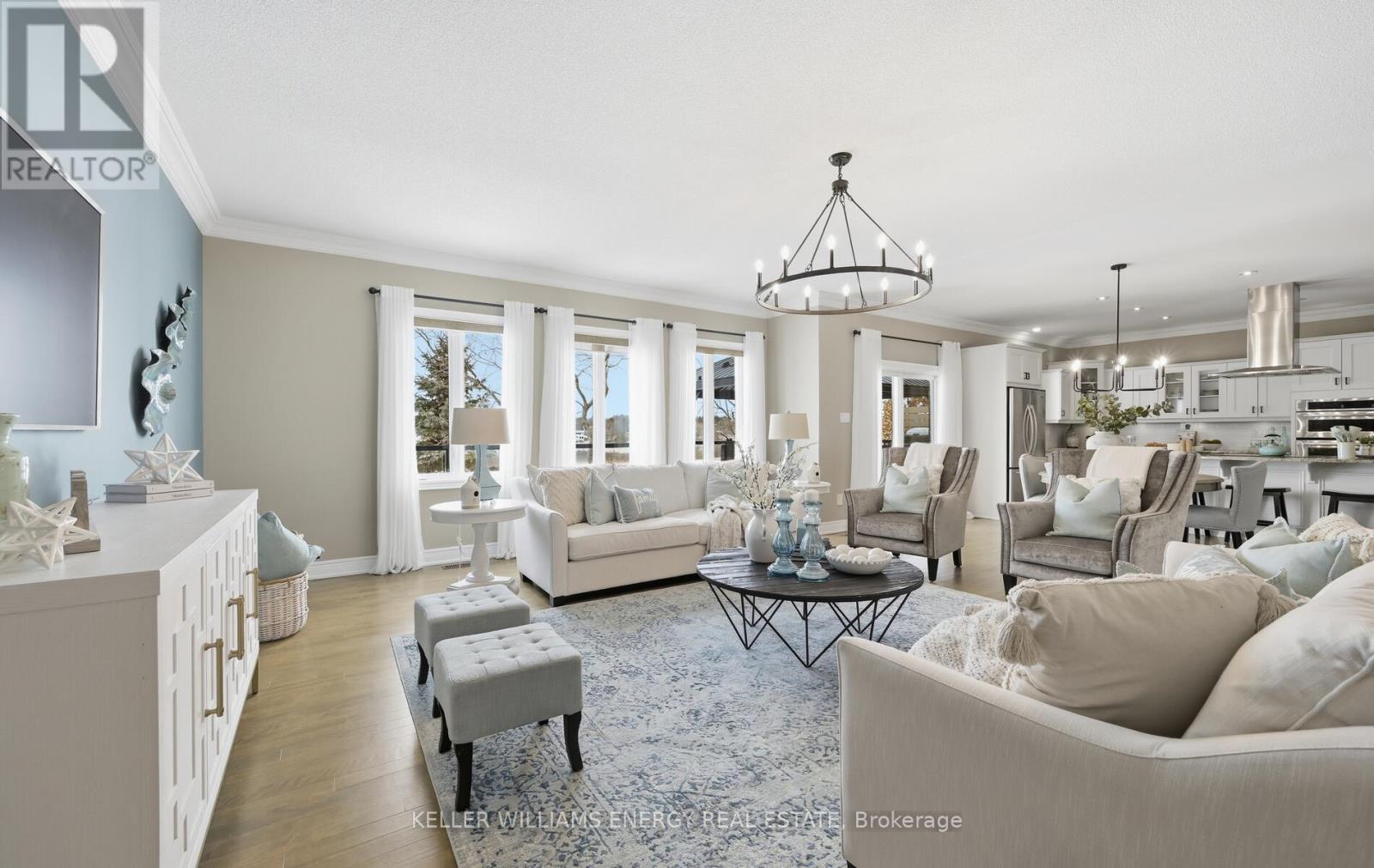 216 Southcrest Drive, Kawartha Lakes, Ontario  L0C 1G0 - Photo 19 - X12847520