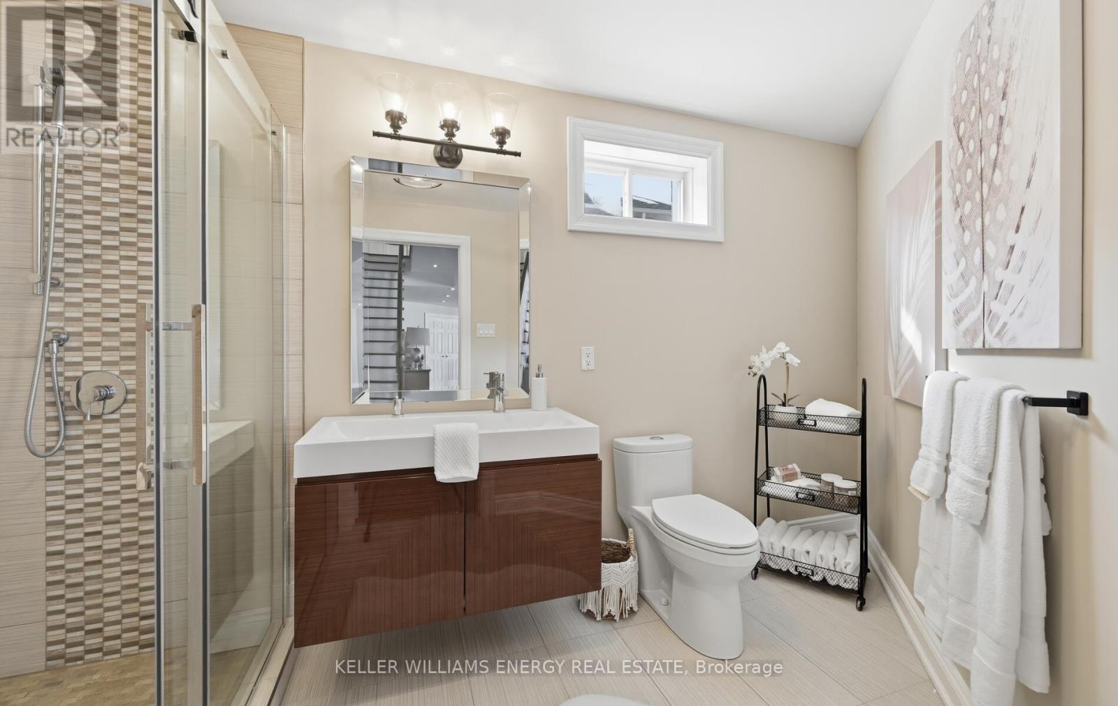 216 Southcrest Drive, Kawartha Lakes, Ontario  L0C 1G0 - Photo 33 - X12847520