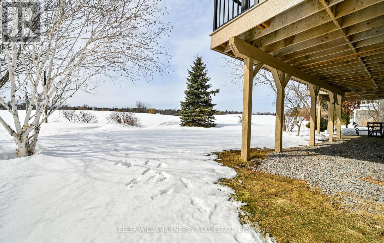216 Southcrest Drive, Kawartha Lakes, Ontario  L0C 1G0 - Photo 42 - X12847520