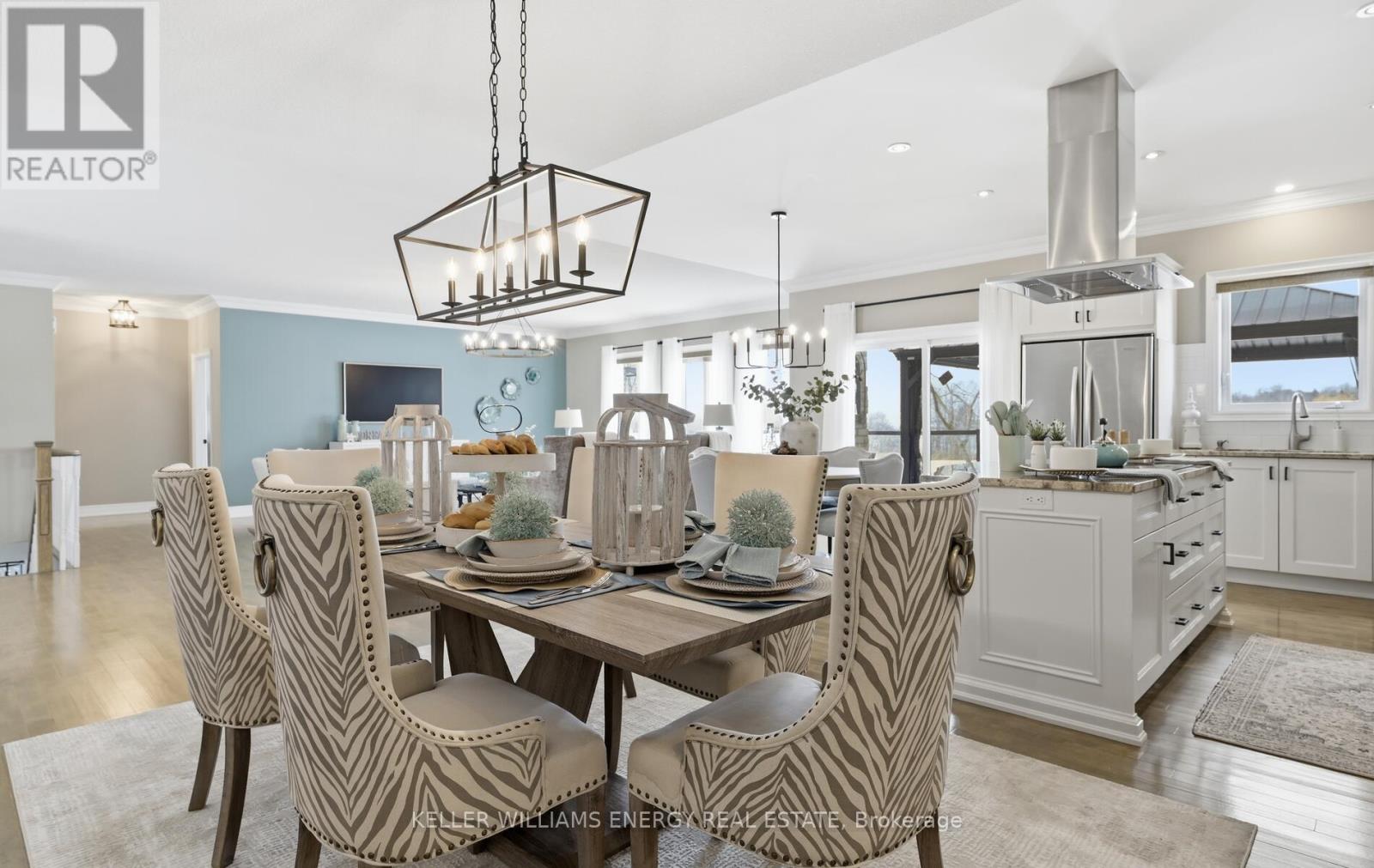 216 Southcrest Drive, Kawartha Lakes, Ontario  L0C 1G0 - Photo 8 - X12847520