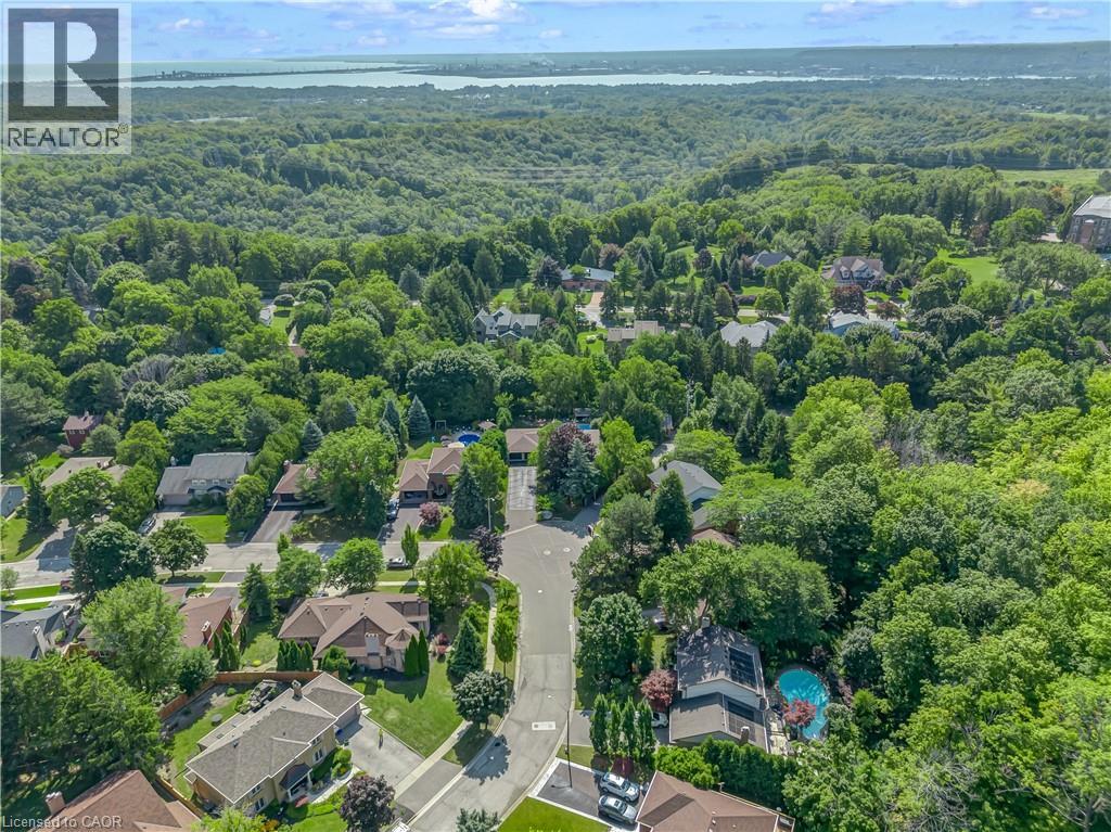 30 Carl Crescent, Waterdown, Ontario  L8B 0G5 - Photo 3 - 40809178