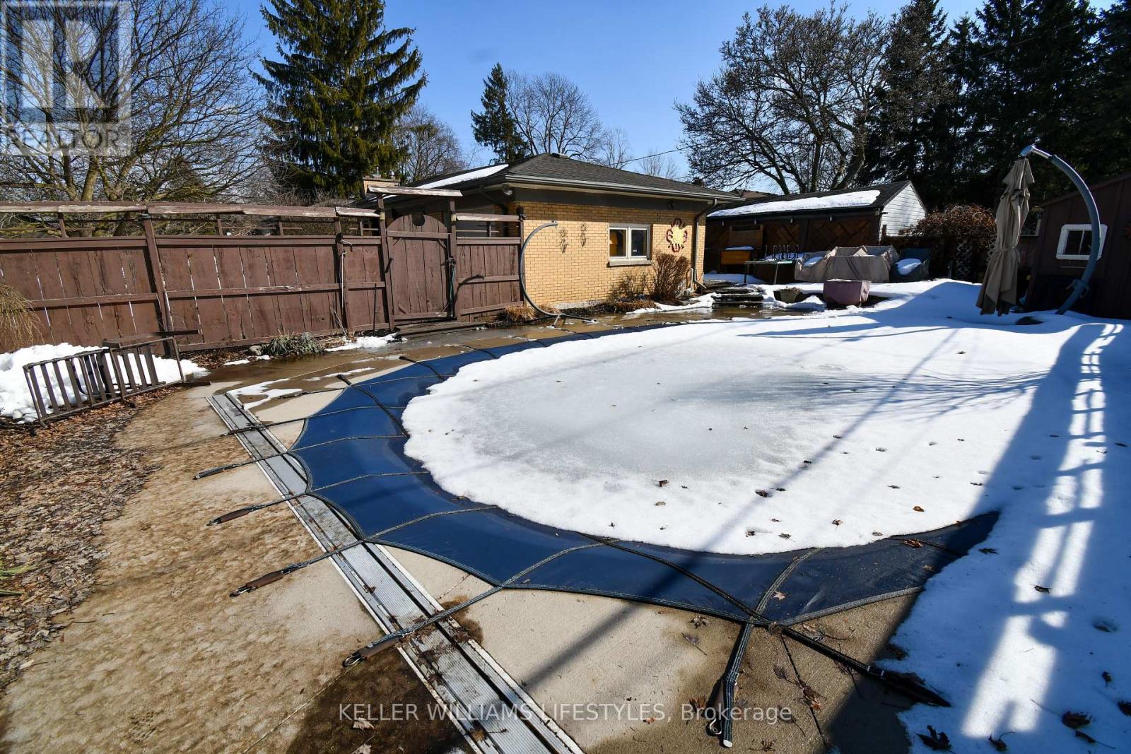 345 Glenrose Drive, London South, Ontario  N6K 2A9 - Photo 37 - X12847444