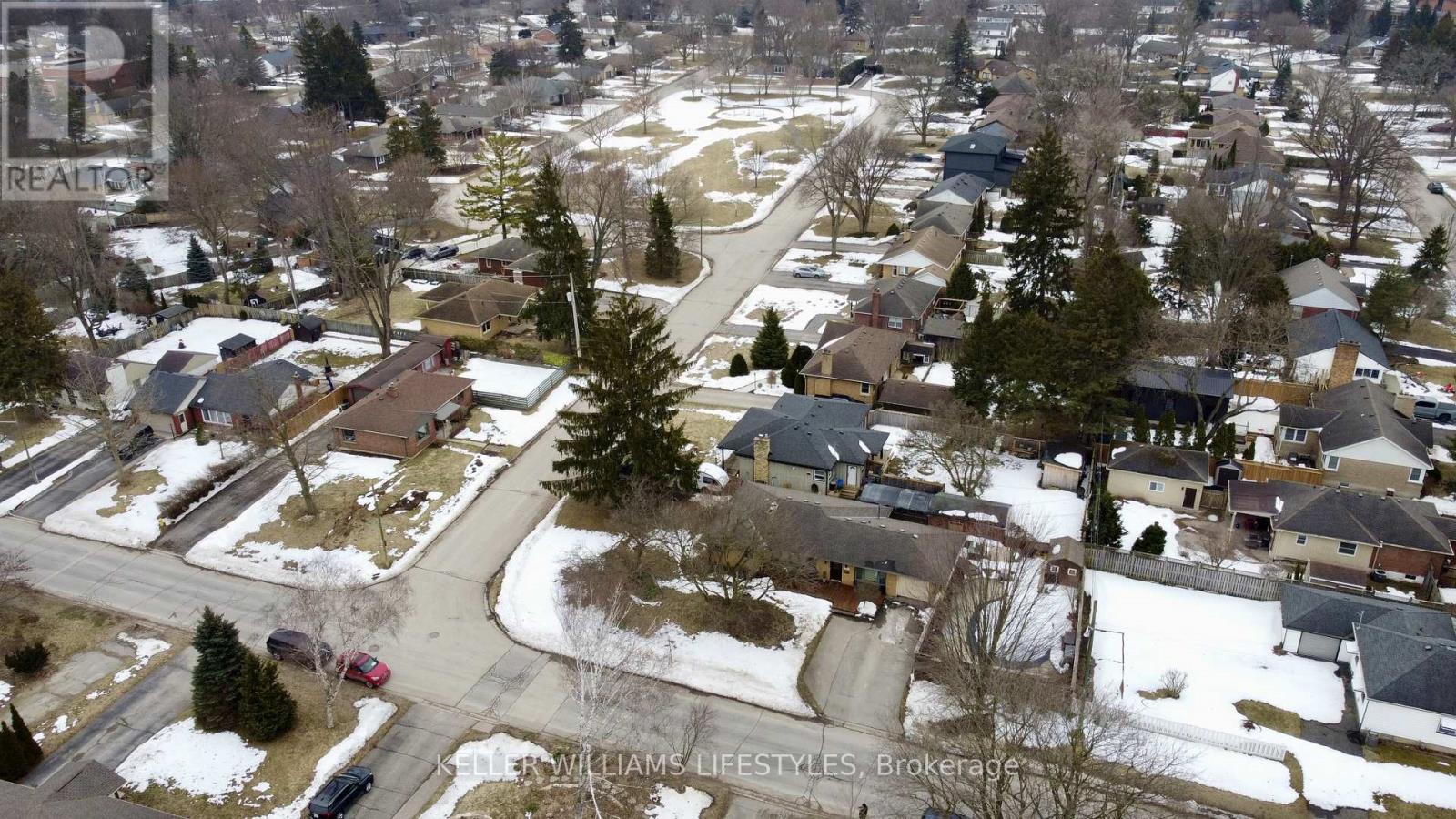 345 Glenrose Drive, London South, Ontario  N6K 2A9 - Photo 39 - X12847444