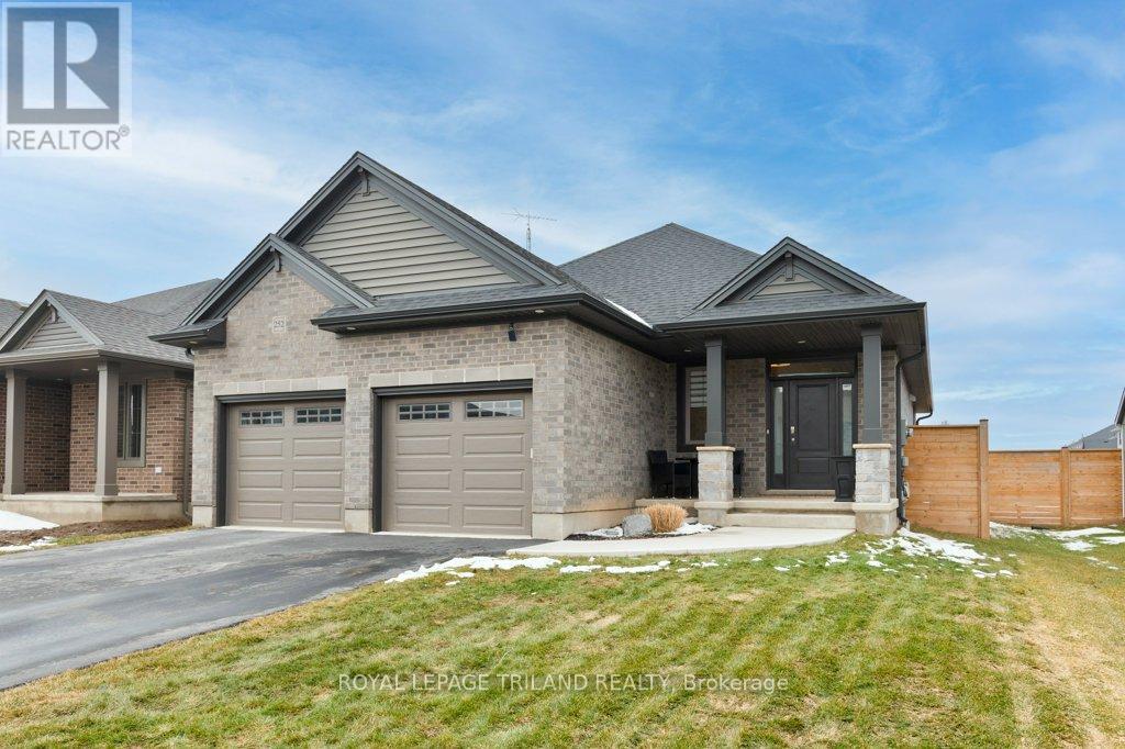 252 RENAISSANCE DRIVE, St. Thomas, Ontario
