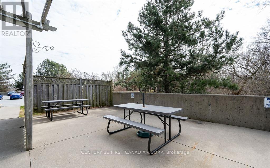 1215 - 45 Pond Mills Road, London South, Ontario  N5Z 4W5 - Photo 42 - X12847494