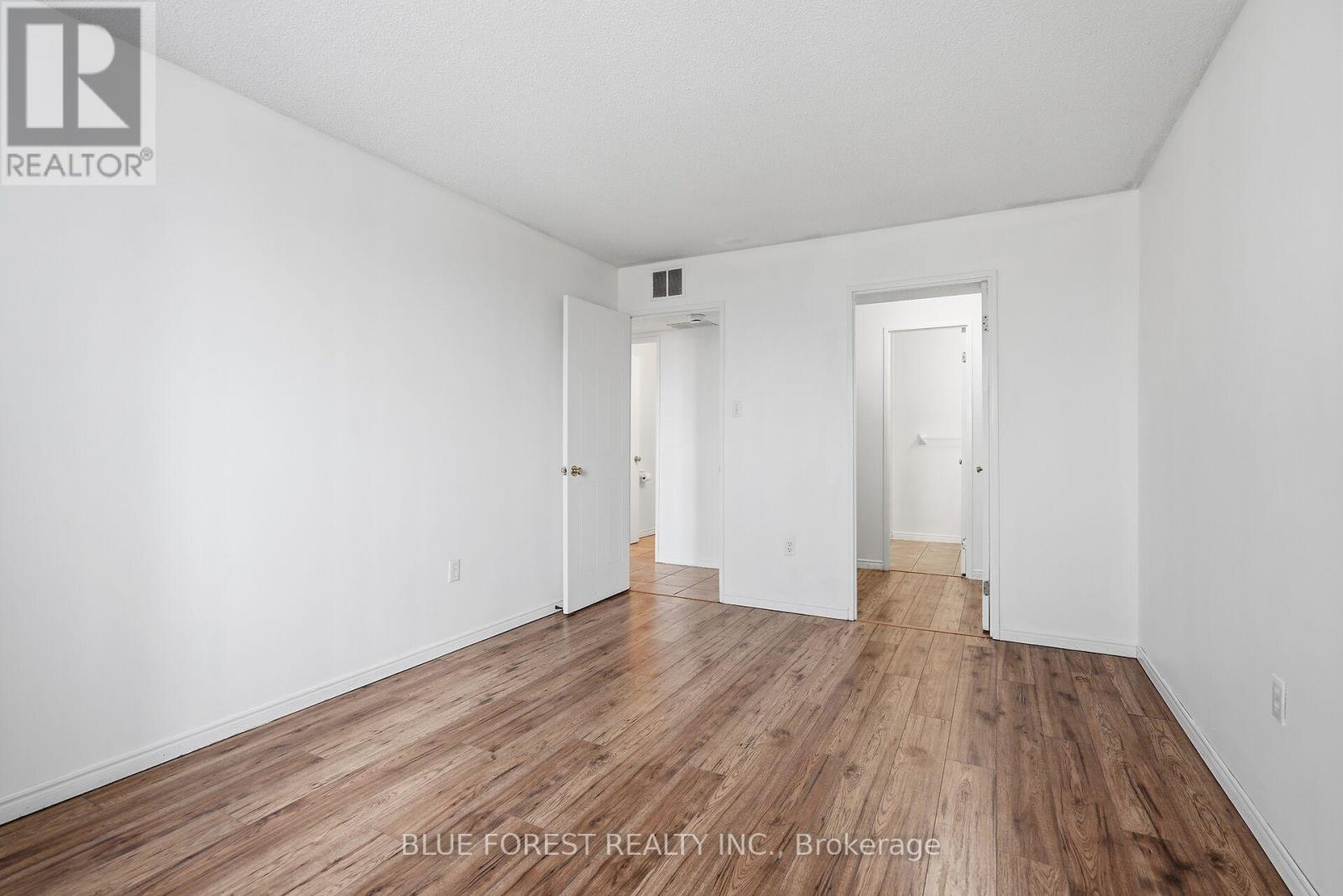 610 - 30 Chapman Court, London North, Ontario  N6G 4Y4 - Photo 23 - X12847522