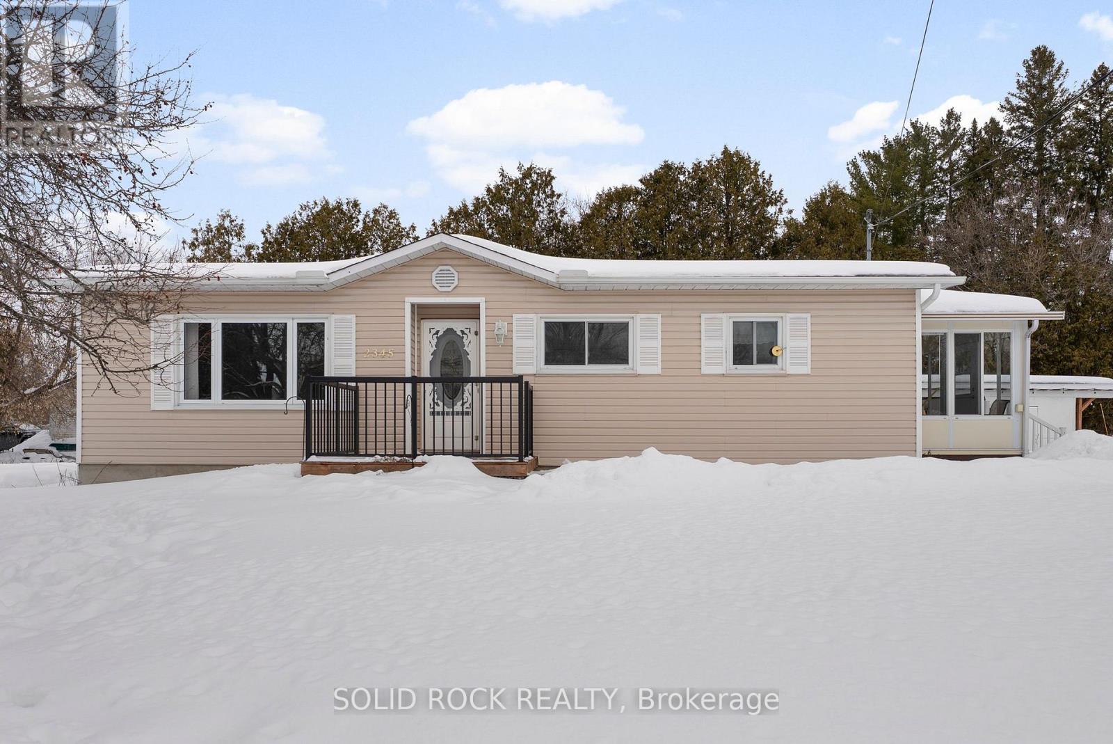 2345 FITZROY STREET, Ottawa, Ontario