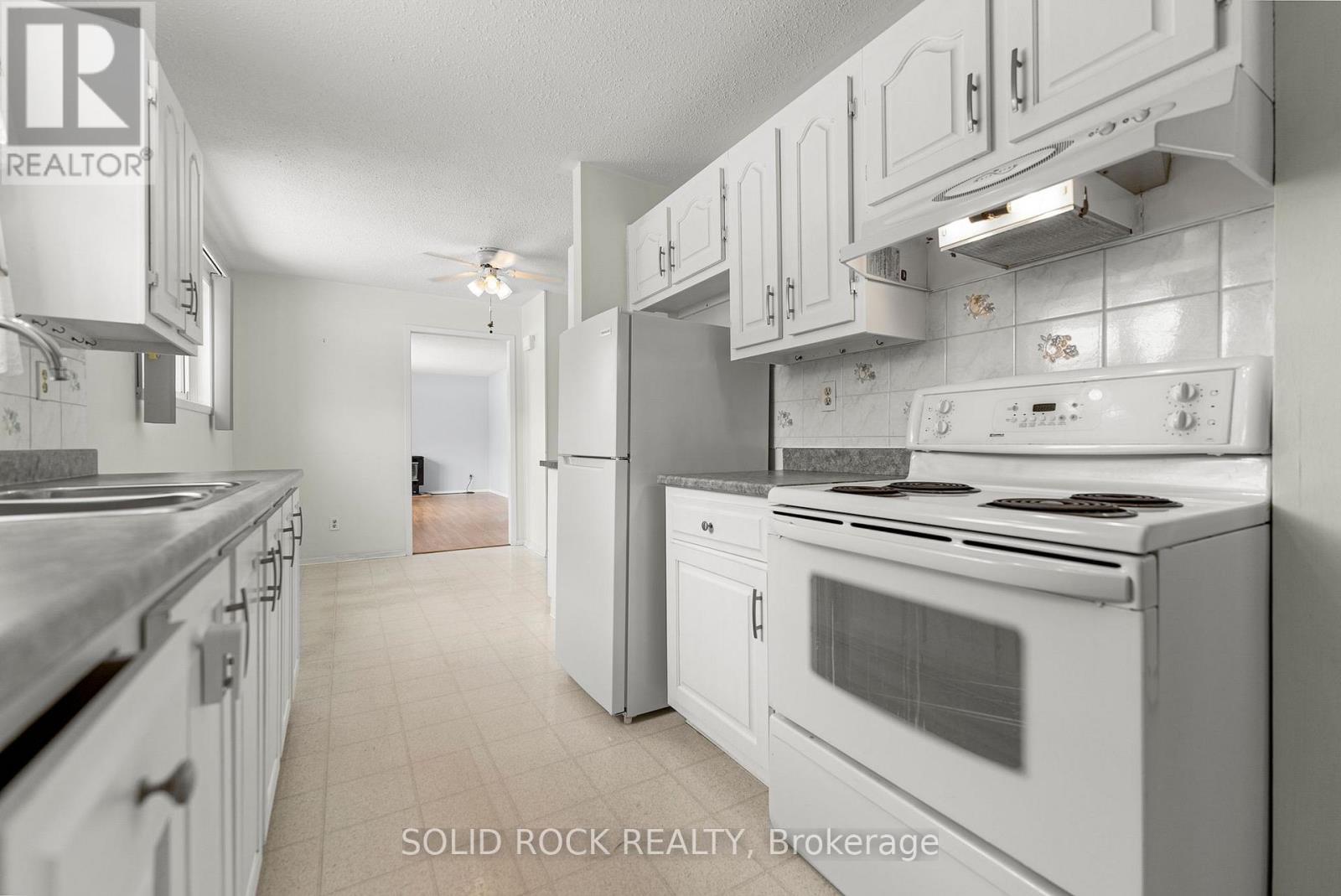 2345 Fitzroy Street, Ottawa, Ontario  K0A 1X0 - Photo 13 - X12847484