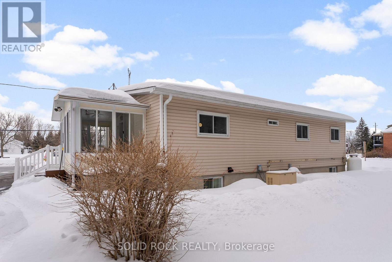 2345 Fitzroy Street, Ottawa, Ontario  K0A 1X0 - Photo 28 - X12847484