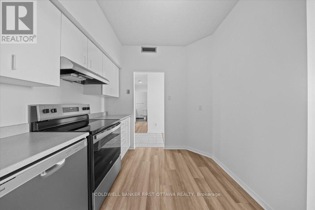 1403 - 215 Parkdale Avenue, Ottawa, Ontario  K1Y 4T8 - Photo 19 - X12847512