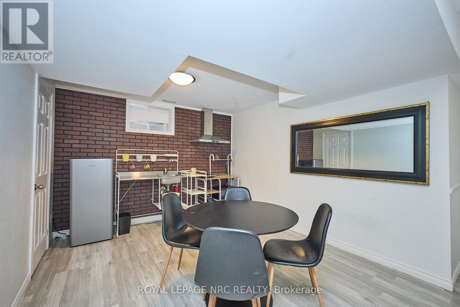 6556 Mary Drive, Niagara Falls, Ontario  L2H 0B5 - Photo 31 - X12847462