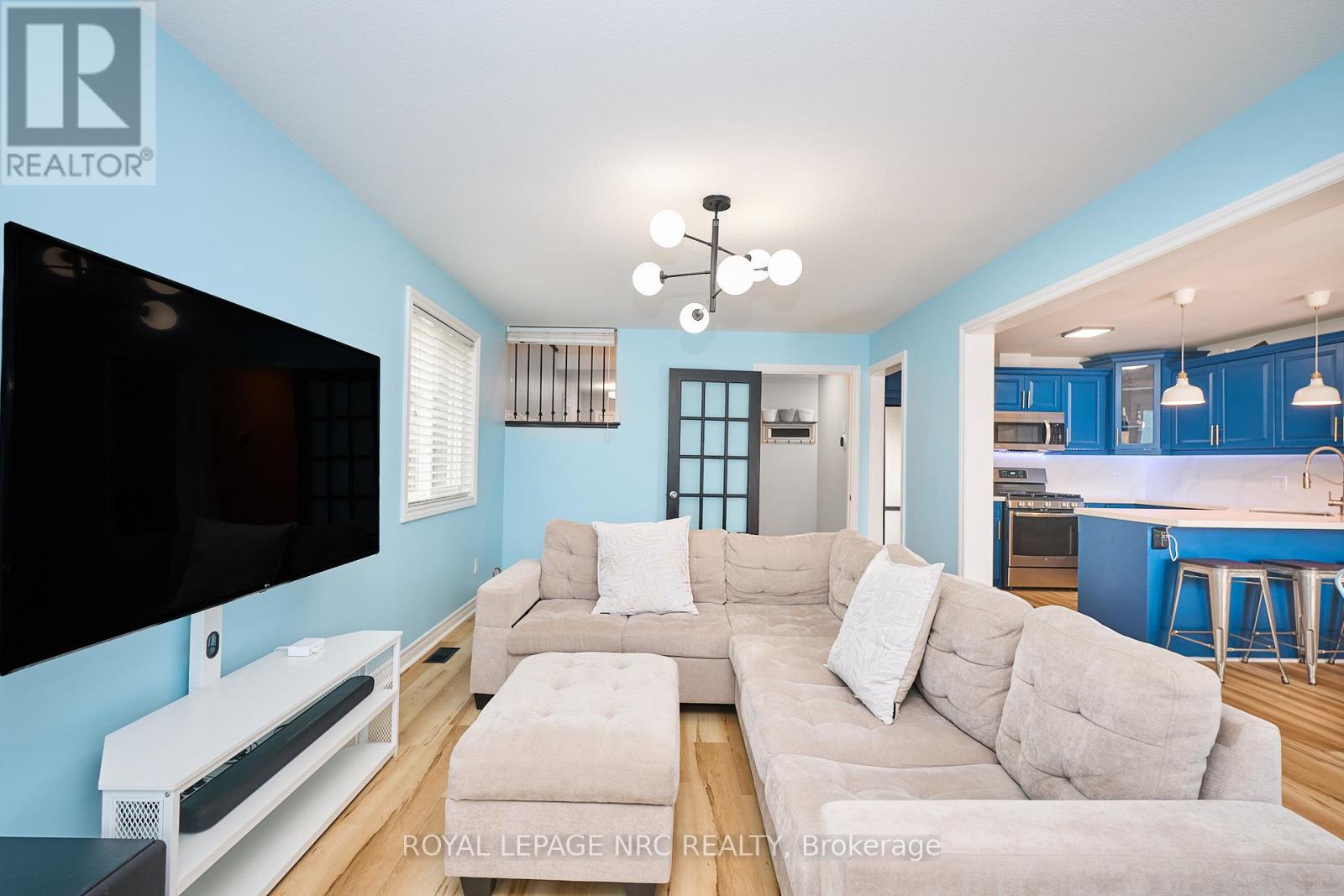 6556 Mary Drive, Niagara Falls, Ontario  L2H 0B5 - Photo 9 - X12847462