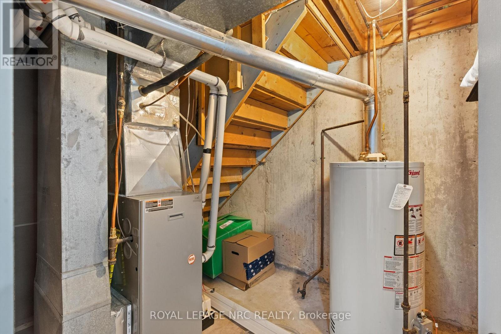 18 - 242 Lakeport Road, St. Catharines, Ontario  L2N 6V2 - Photo 23 - X12847474