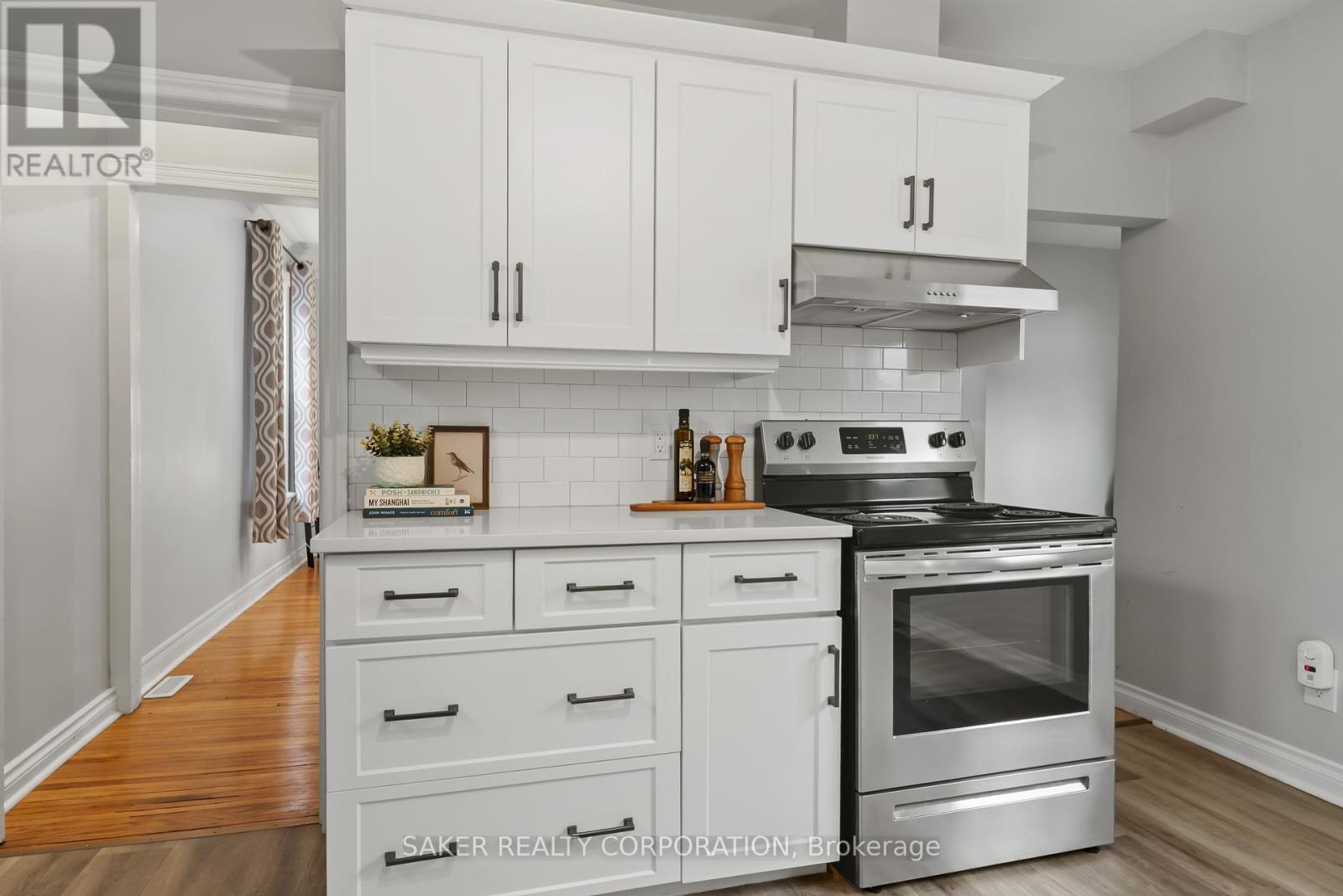 Photo 14 of 40 for 28 Mount Pleasant Avenue