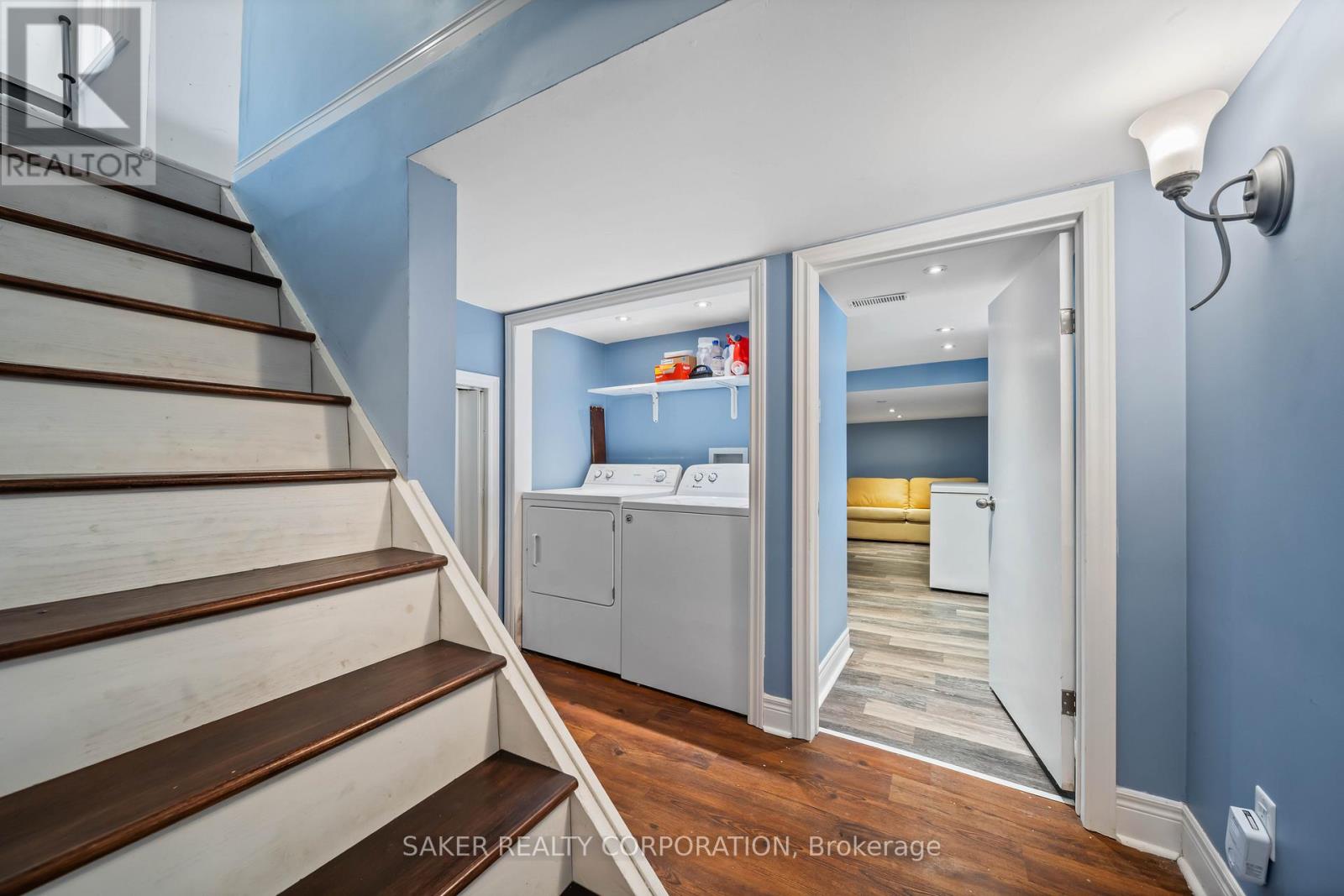 Photo 23 of 40 for 28 Mount Pleasant Avenue