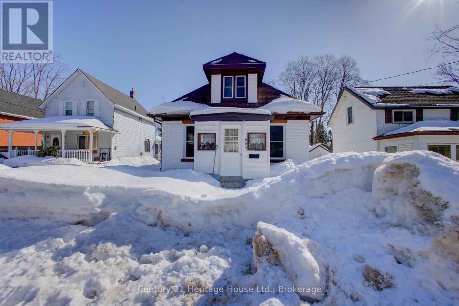 657 7TH A STREET E, Owen Sound, Ontario